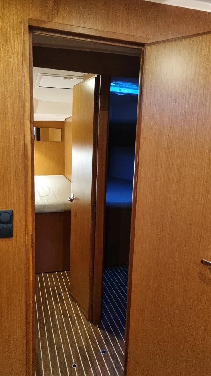 Bavaria 46 Wajra — yacht photo 6