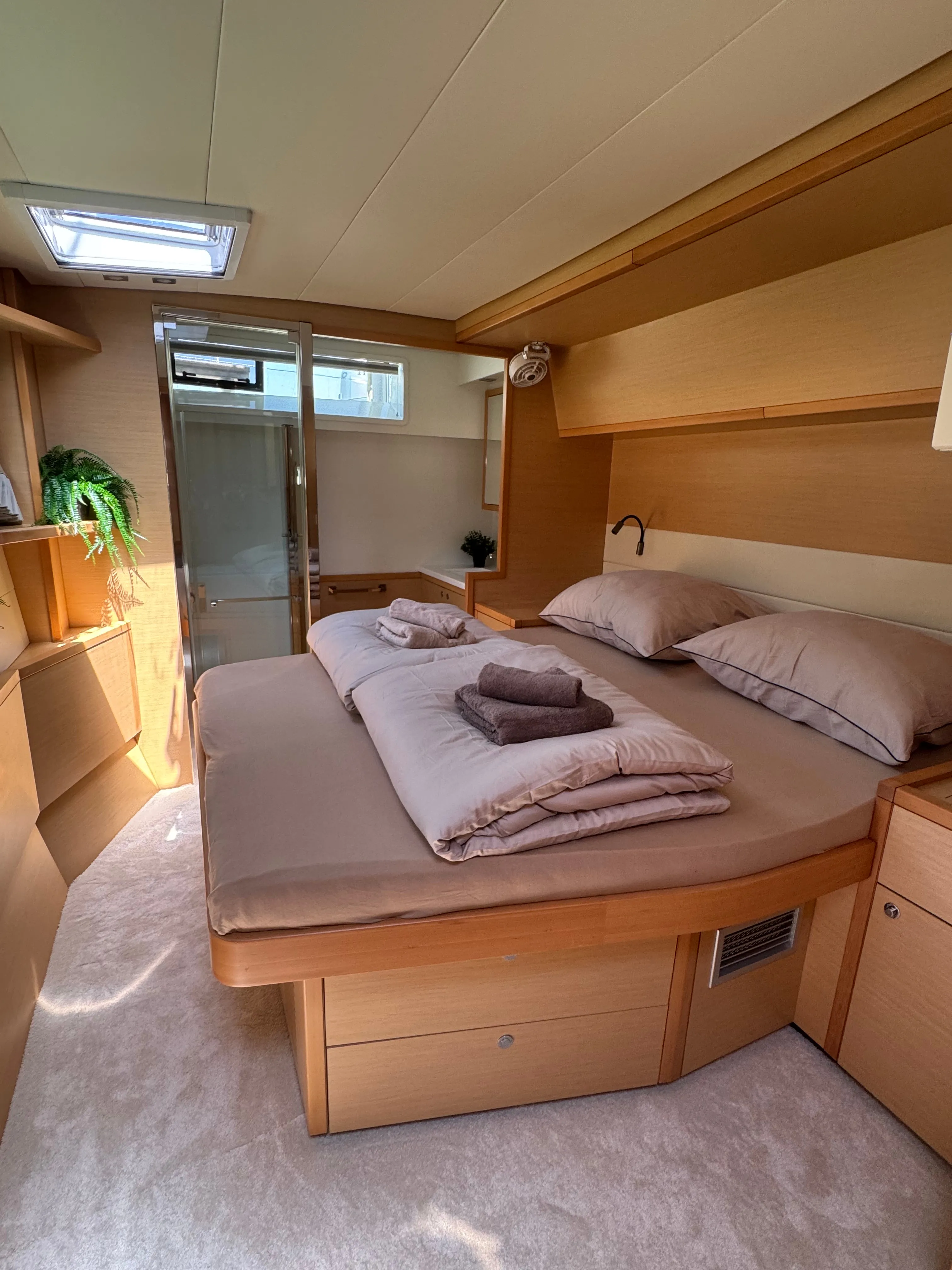 Lagoon 52F Manta Ray — foto dello yacht n. 2