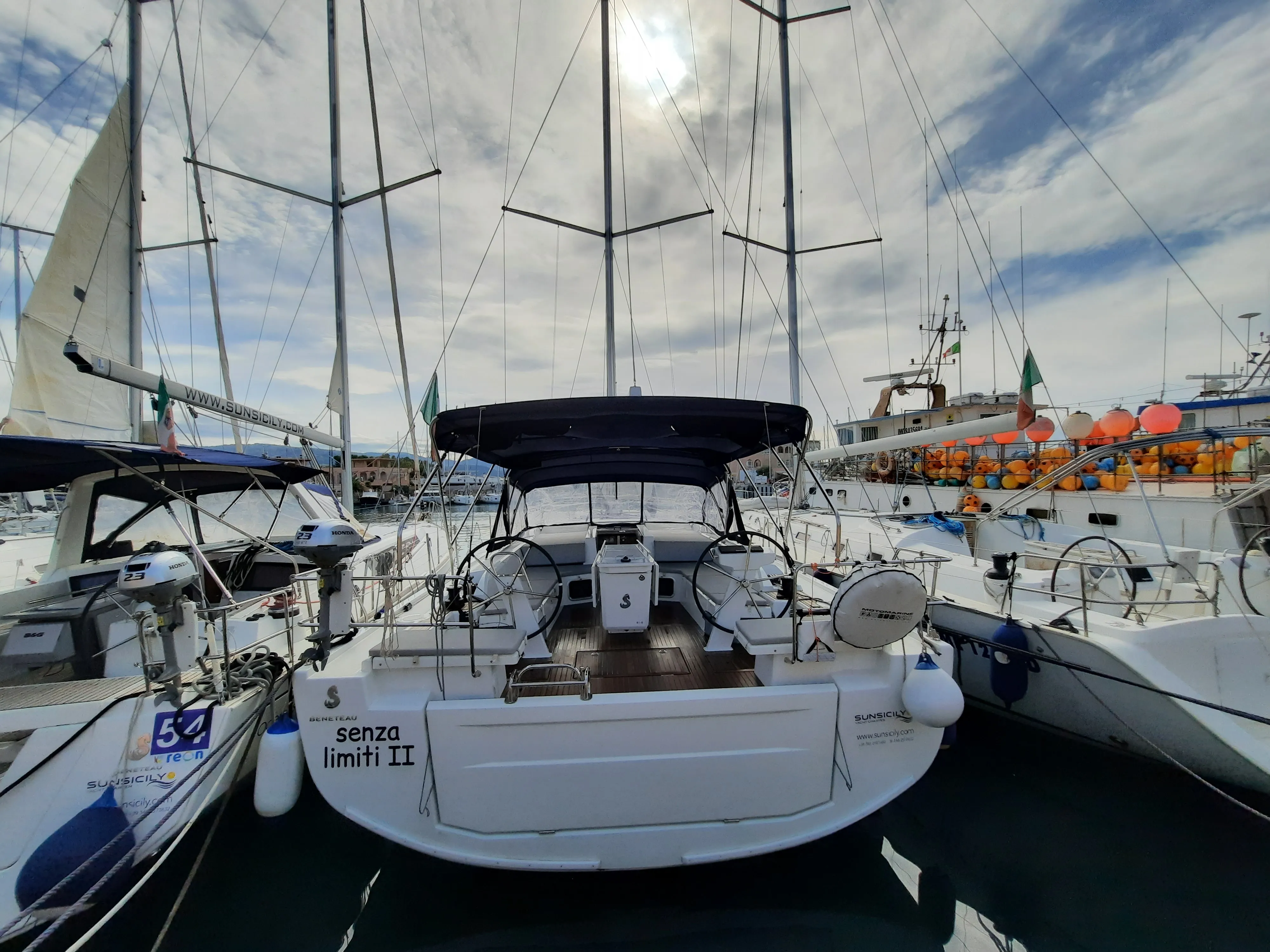 Oceanis 51.1 Senza Limiti II — фотография яхты 3