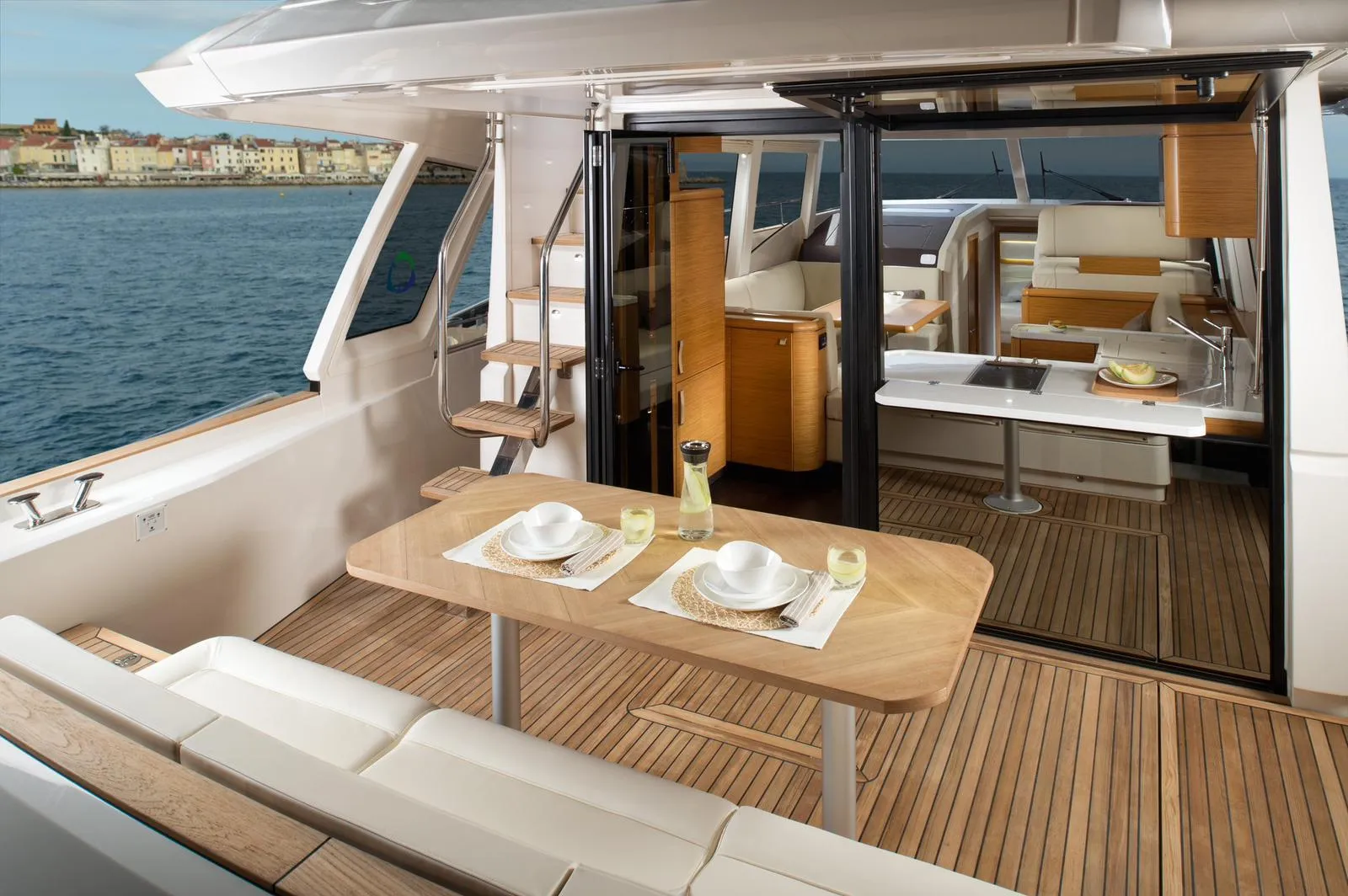 Greenline 48 Fly Rosa dei Venti — yacht photo 2