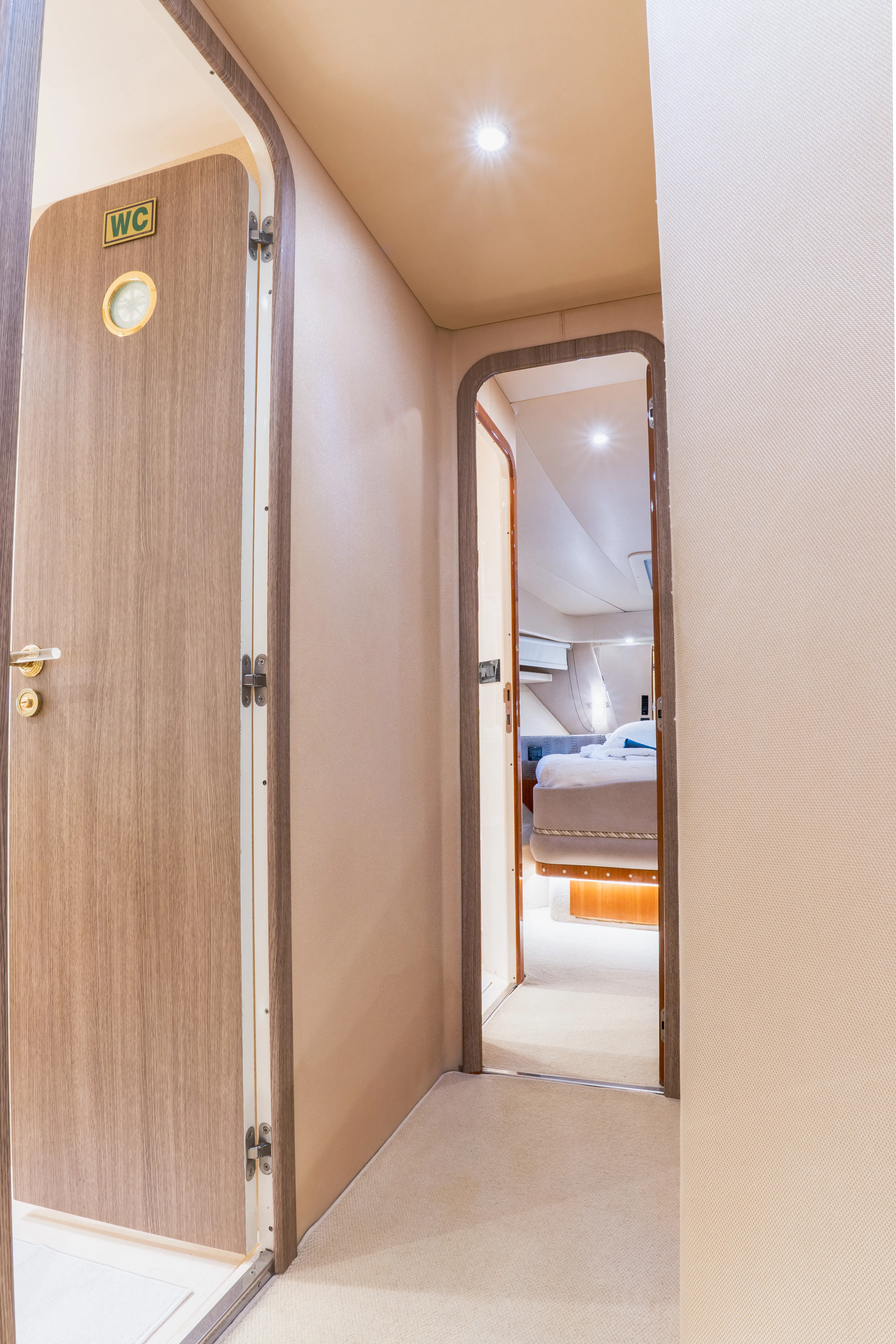 Azimut 58 — yacht photo 6