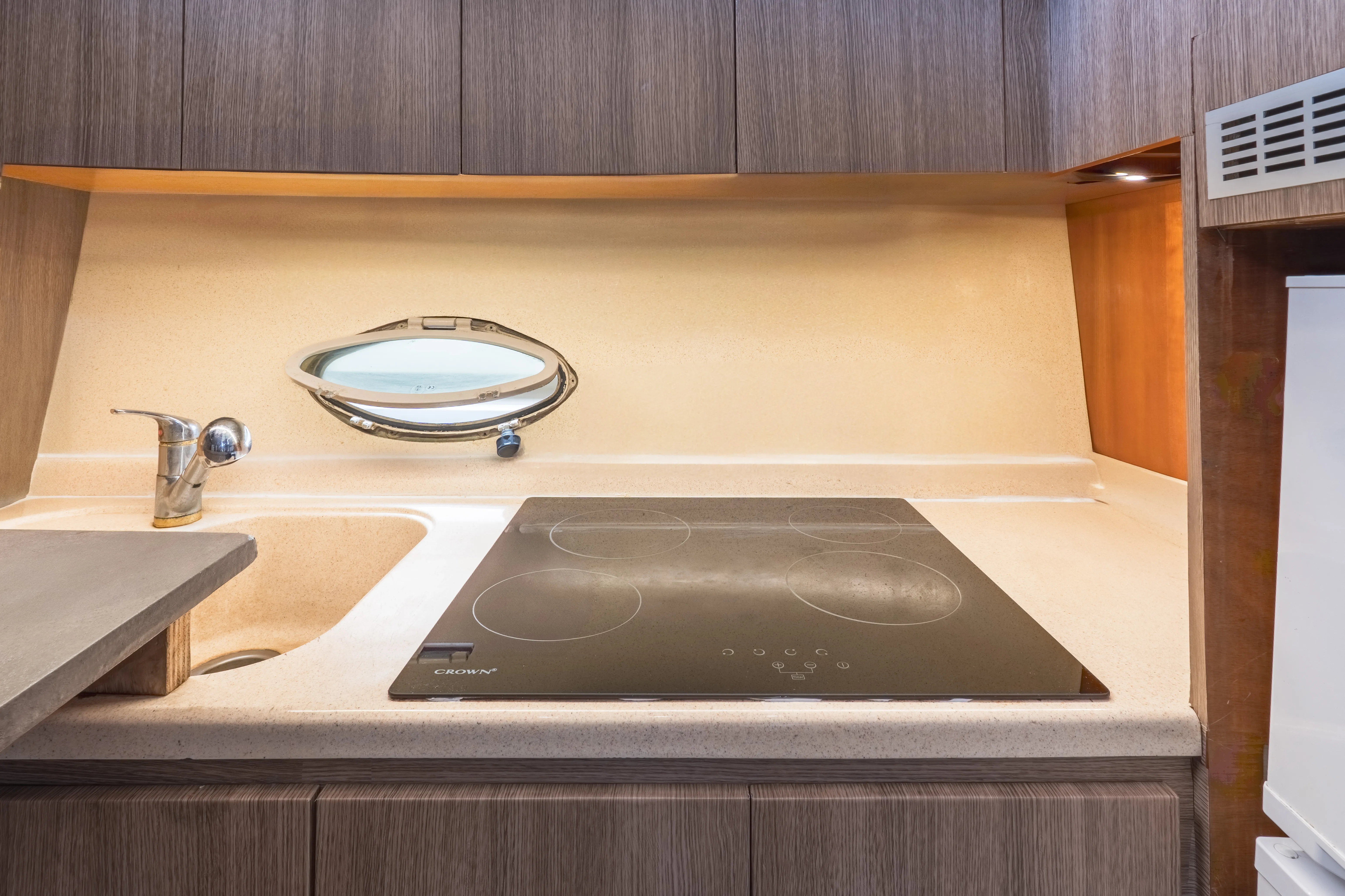 Azimut 58 — yacht photo 16
