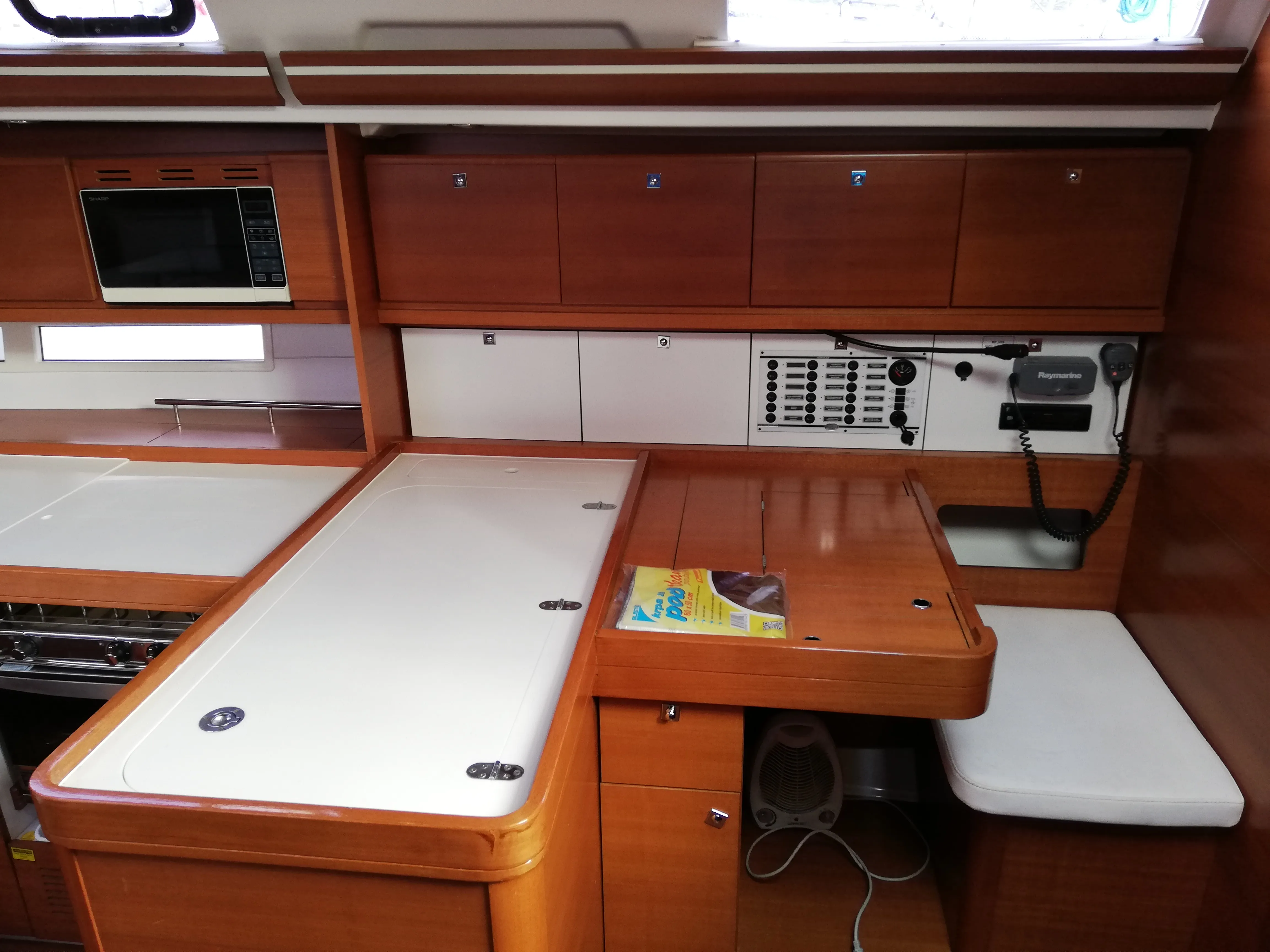 Dufour 450 Grand Large My Life — фотография яхты 7