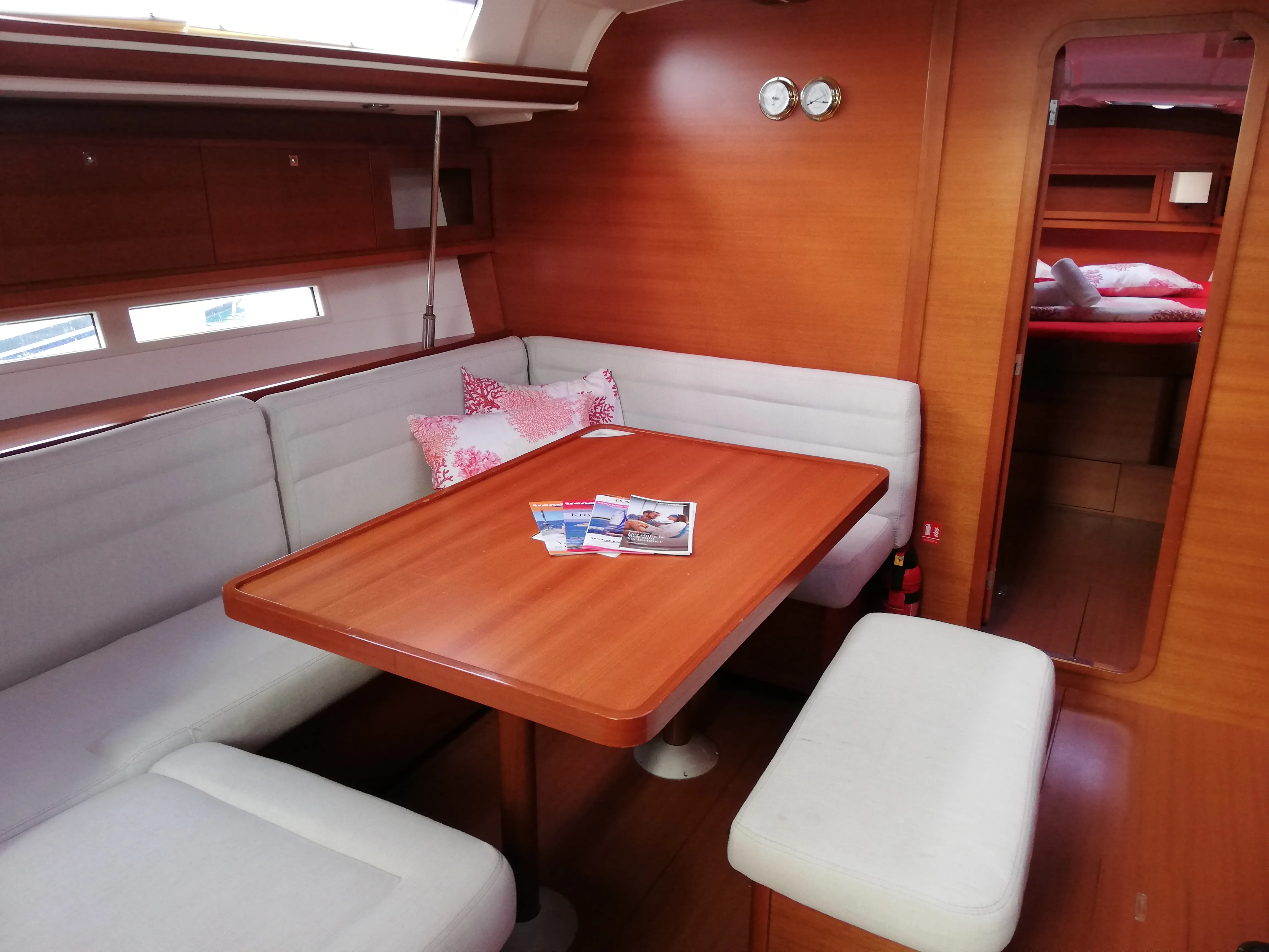 Dufour 450 Grand Large My Life — фотография яхты 5