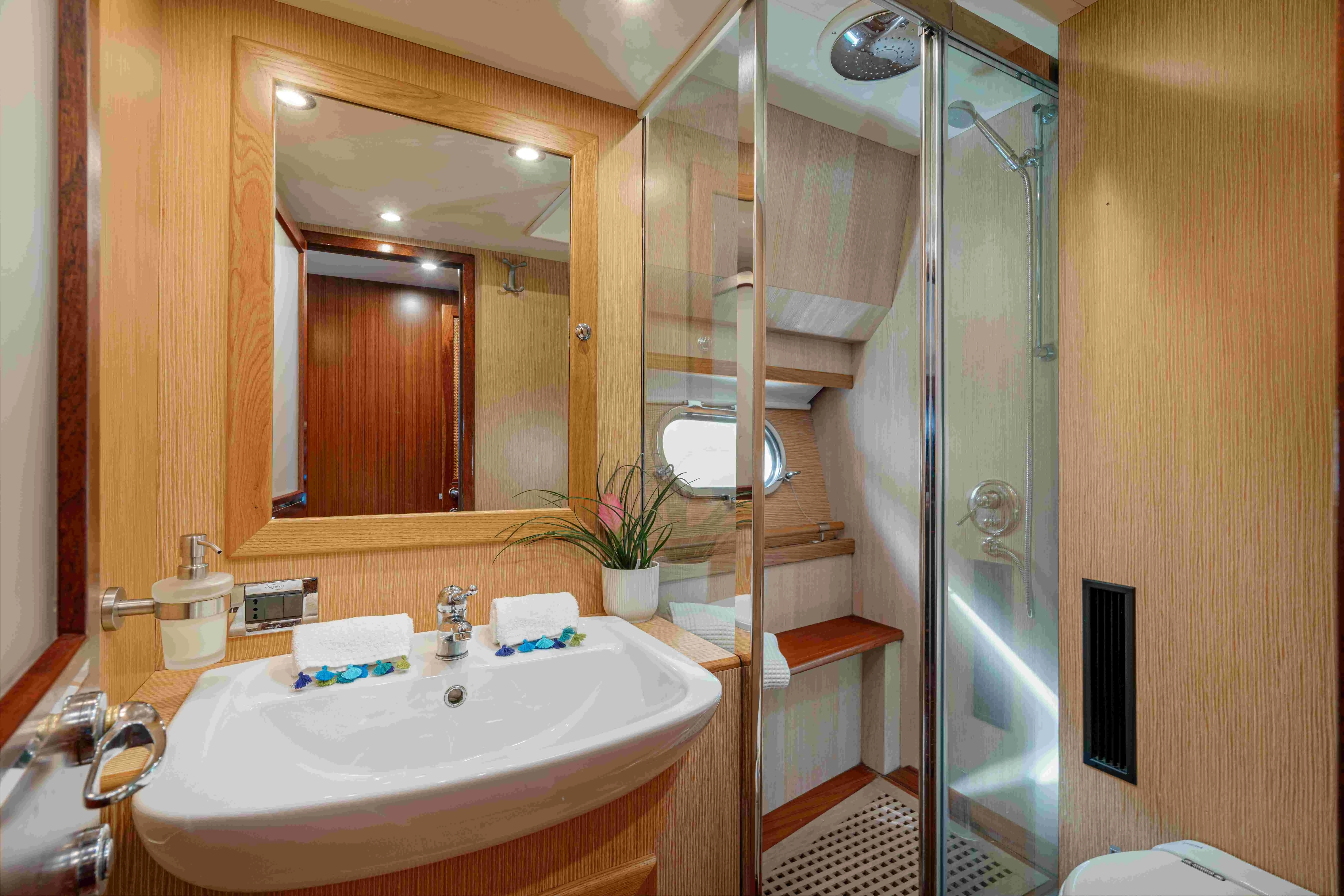 Apreamare 60 Magistra — yacht photo 11