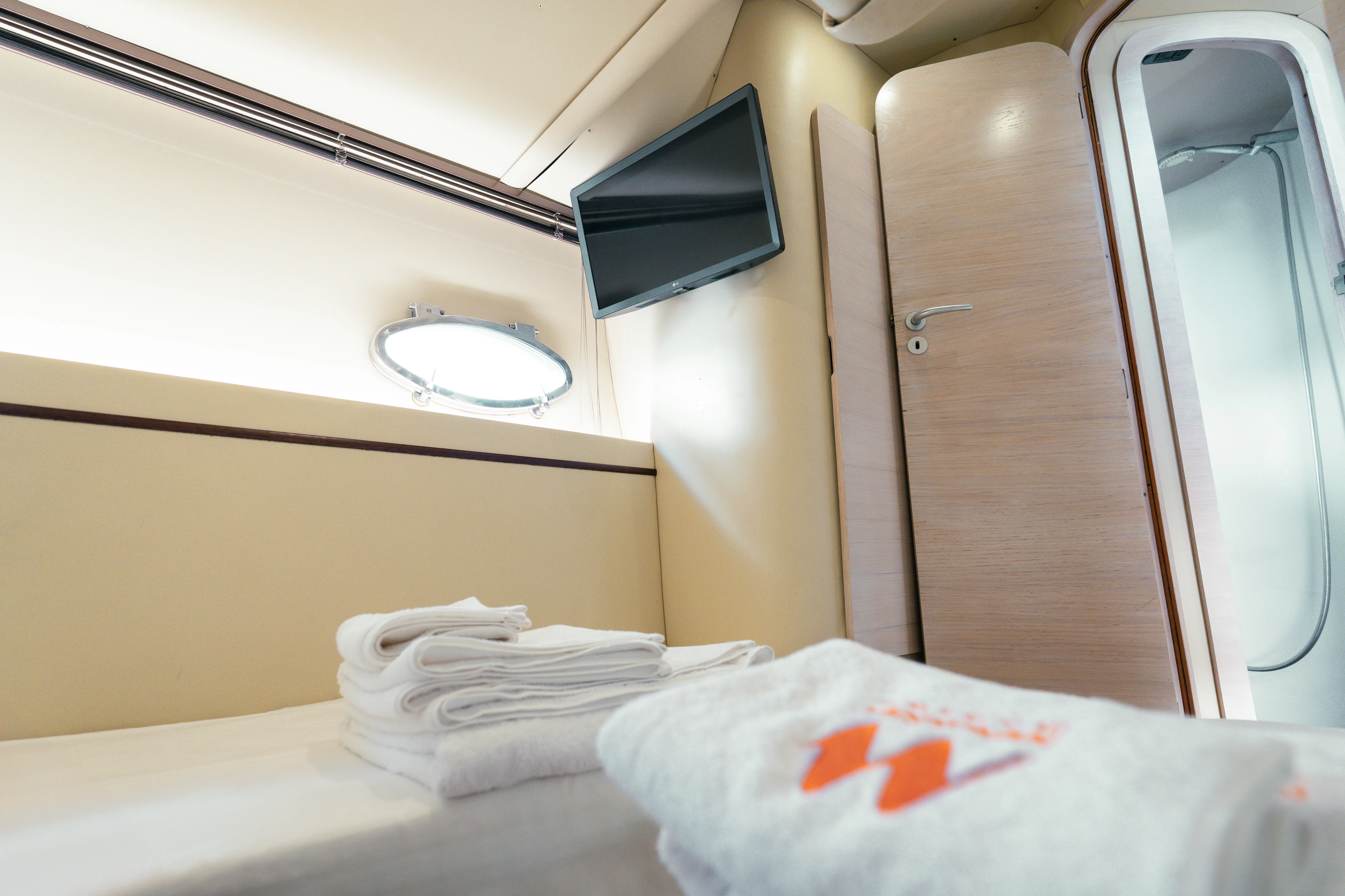 Mig 50 Premium — yacht photo 21