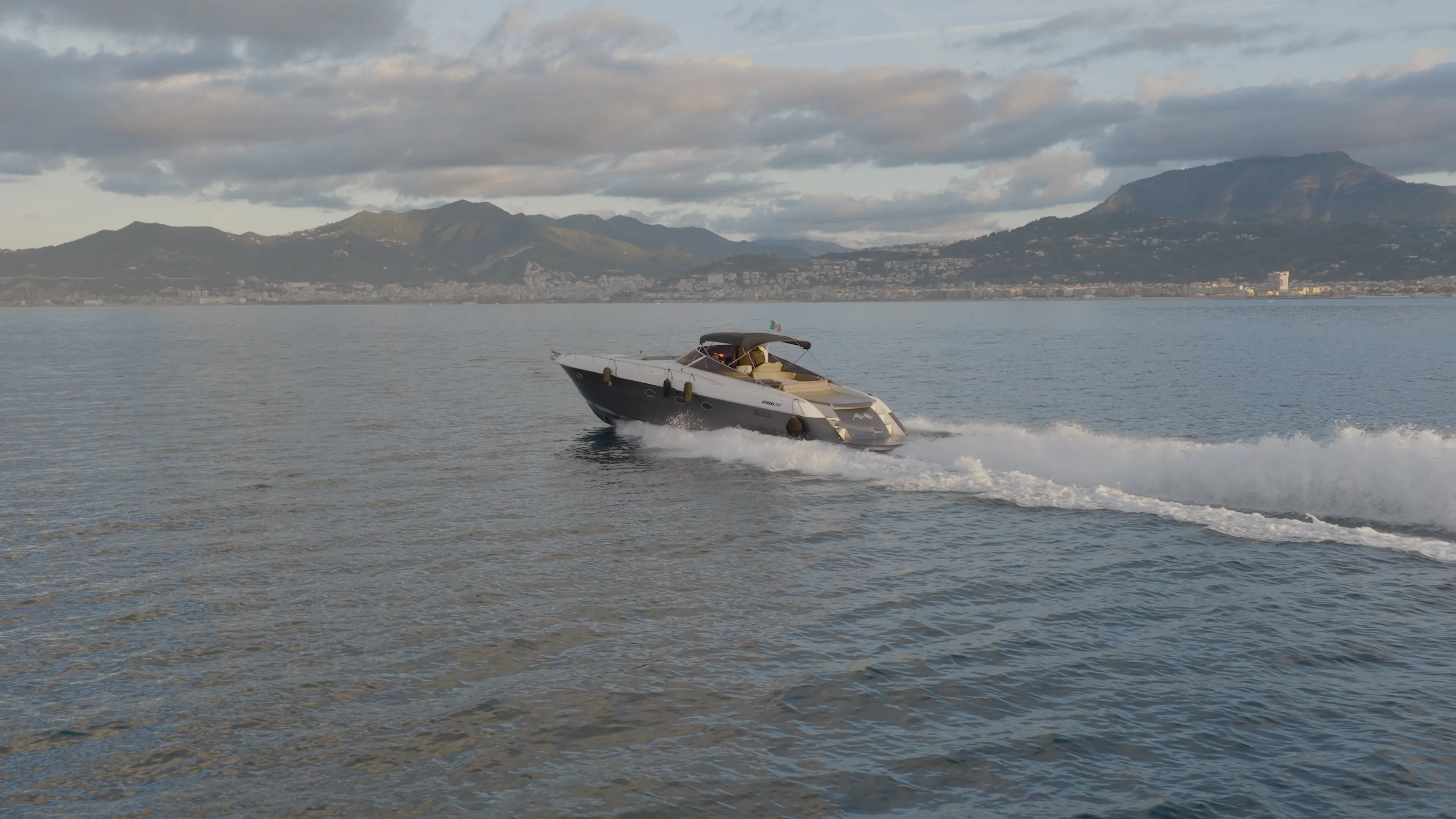 Mig 50 Premium — yacht photo 11
