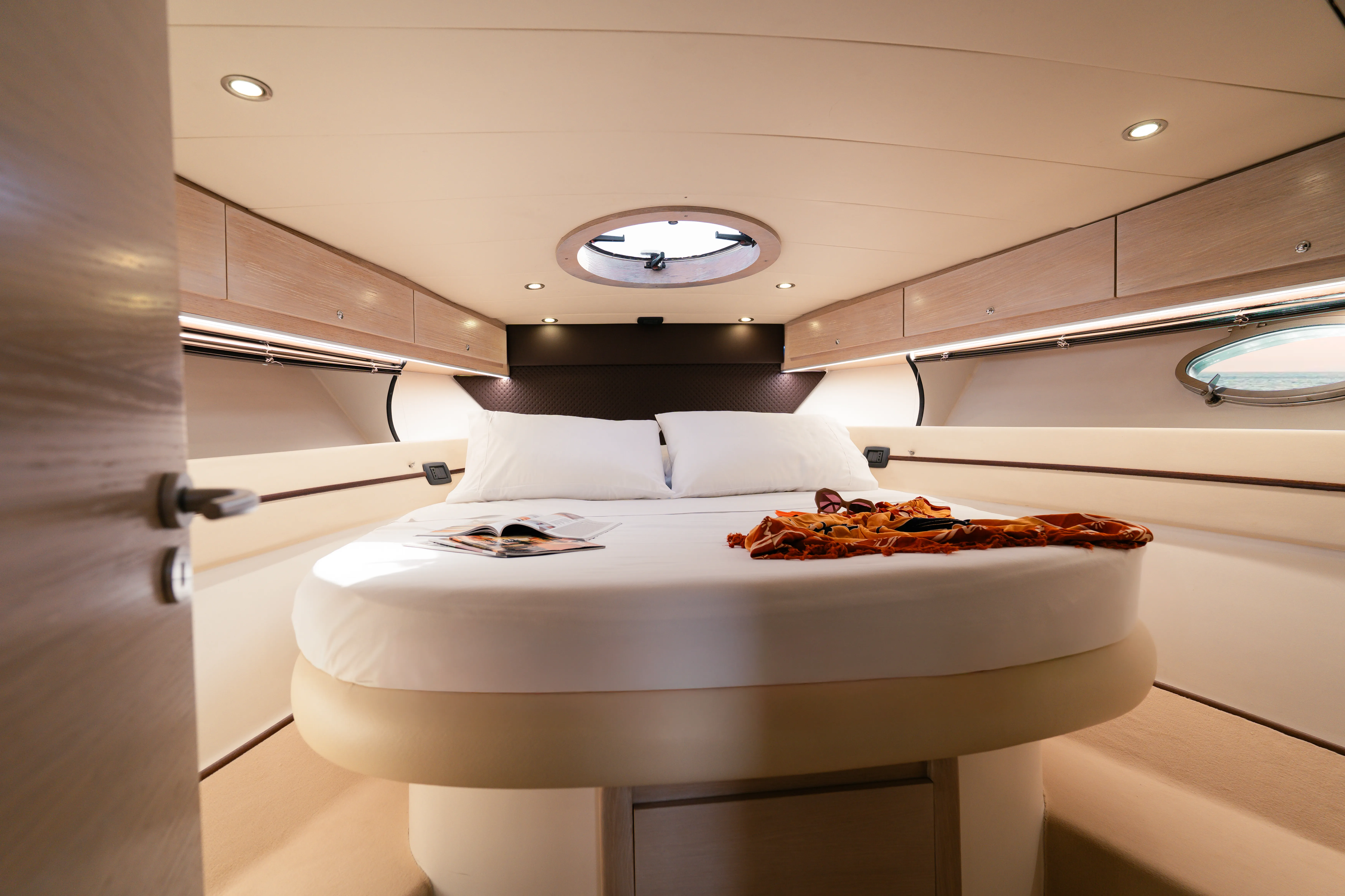 Mig 50 Premium — yacht photo 8