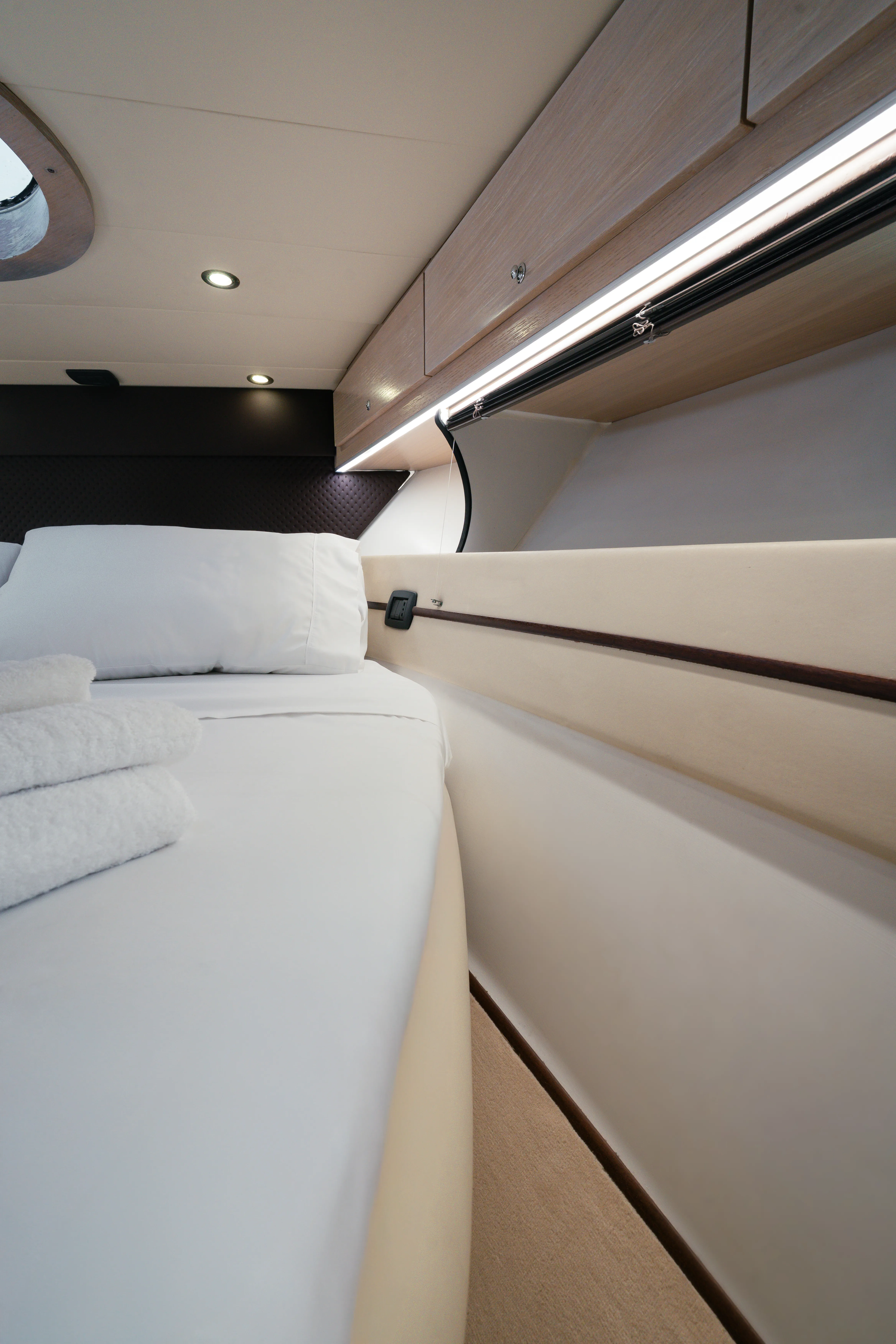 Mig 50 Premium — yacht photo 10