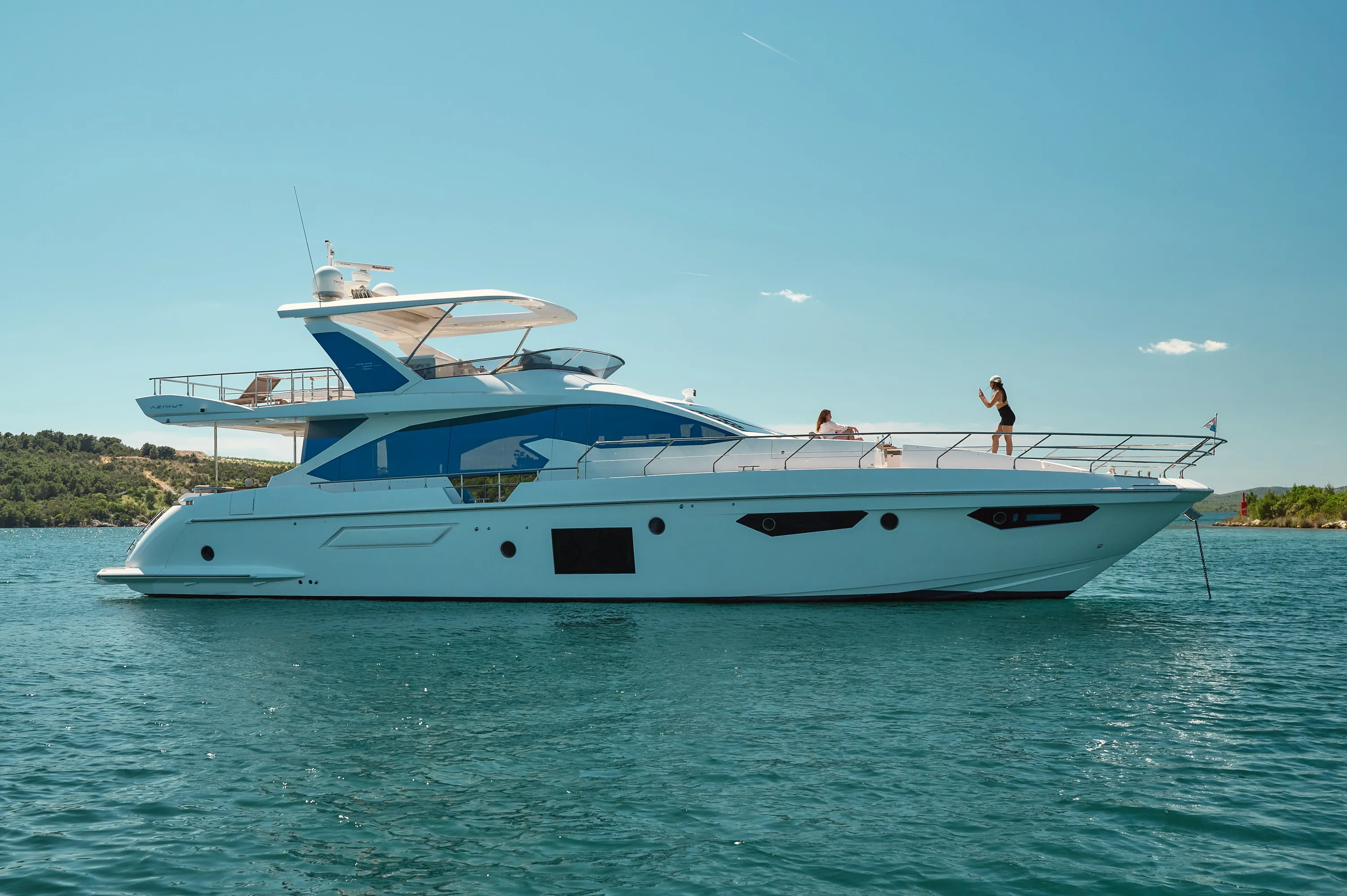 Azimut 72 Alyss — yacht photo 11