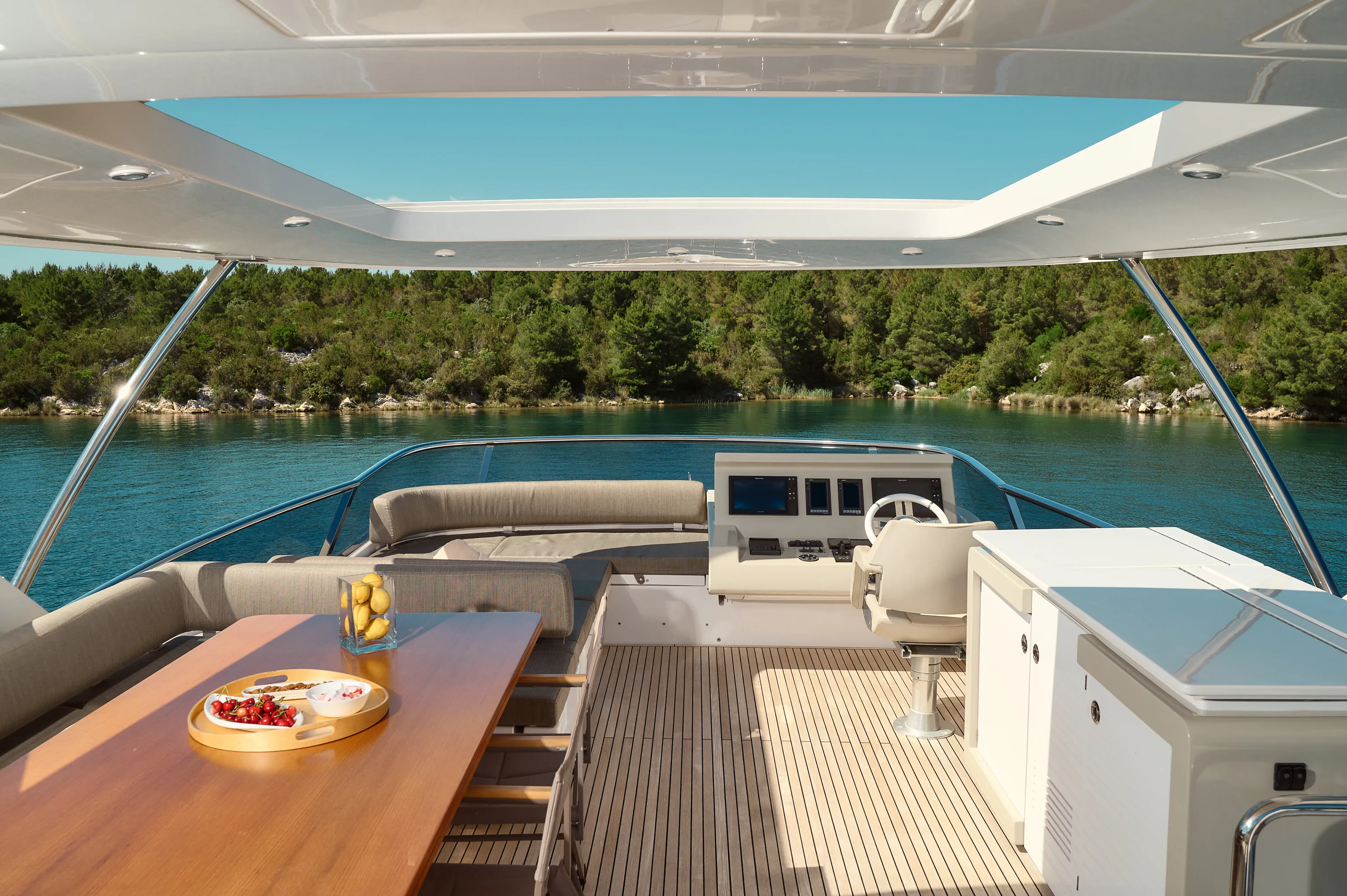 Azimut 72 Alyss — yacht photo 96