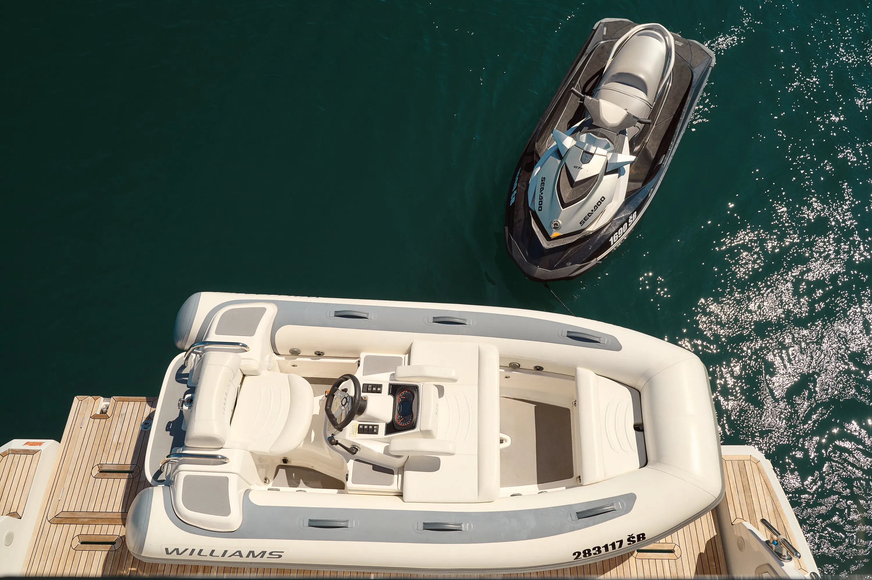 Azimut 72 Alyss — yacht photo 130