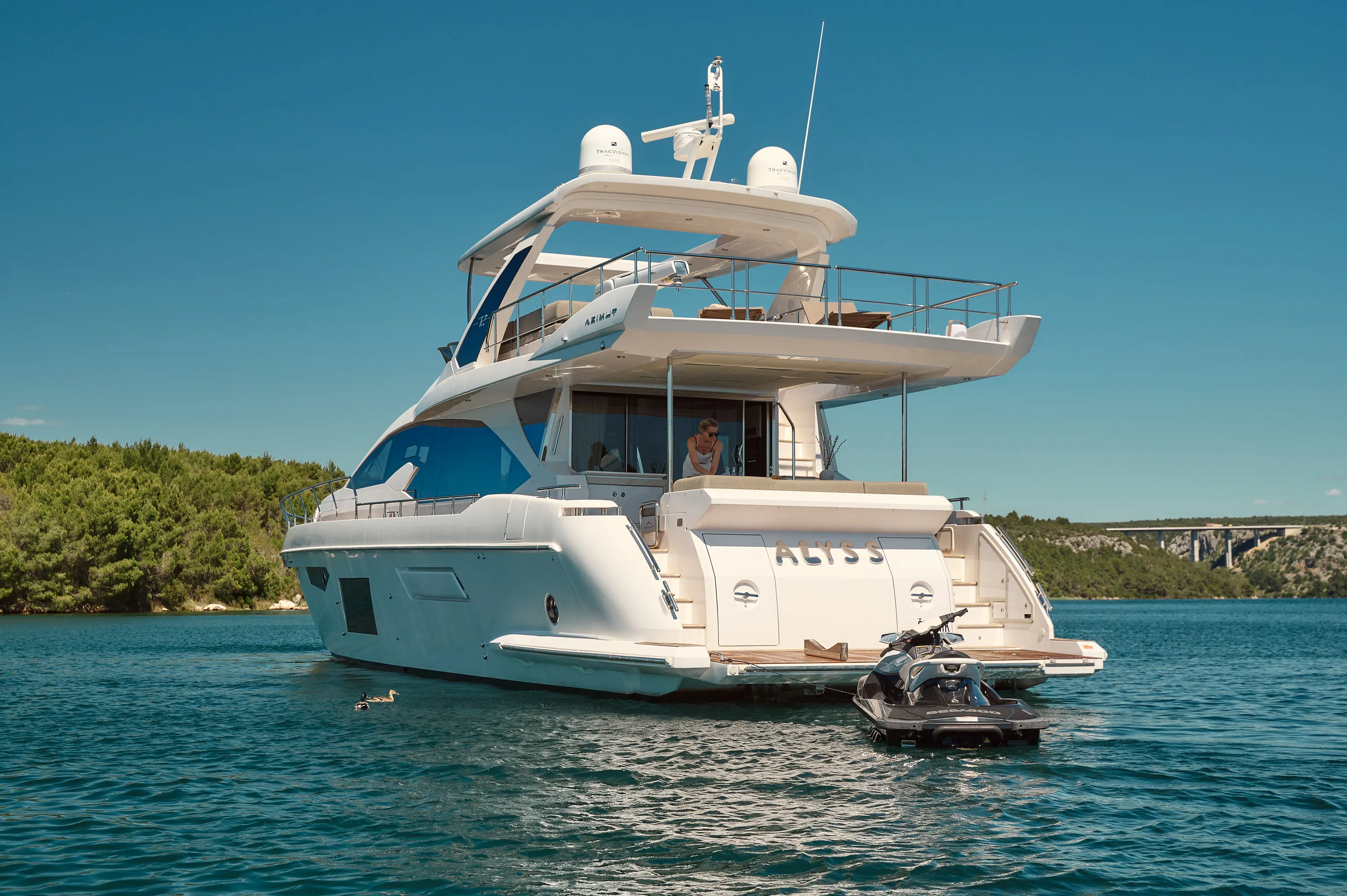 Azimut 72 Alyss — yacht photo 56