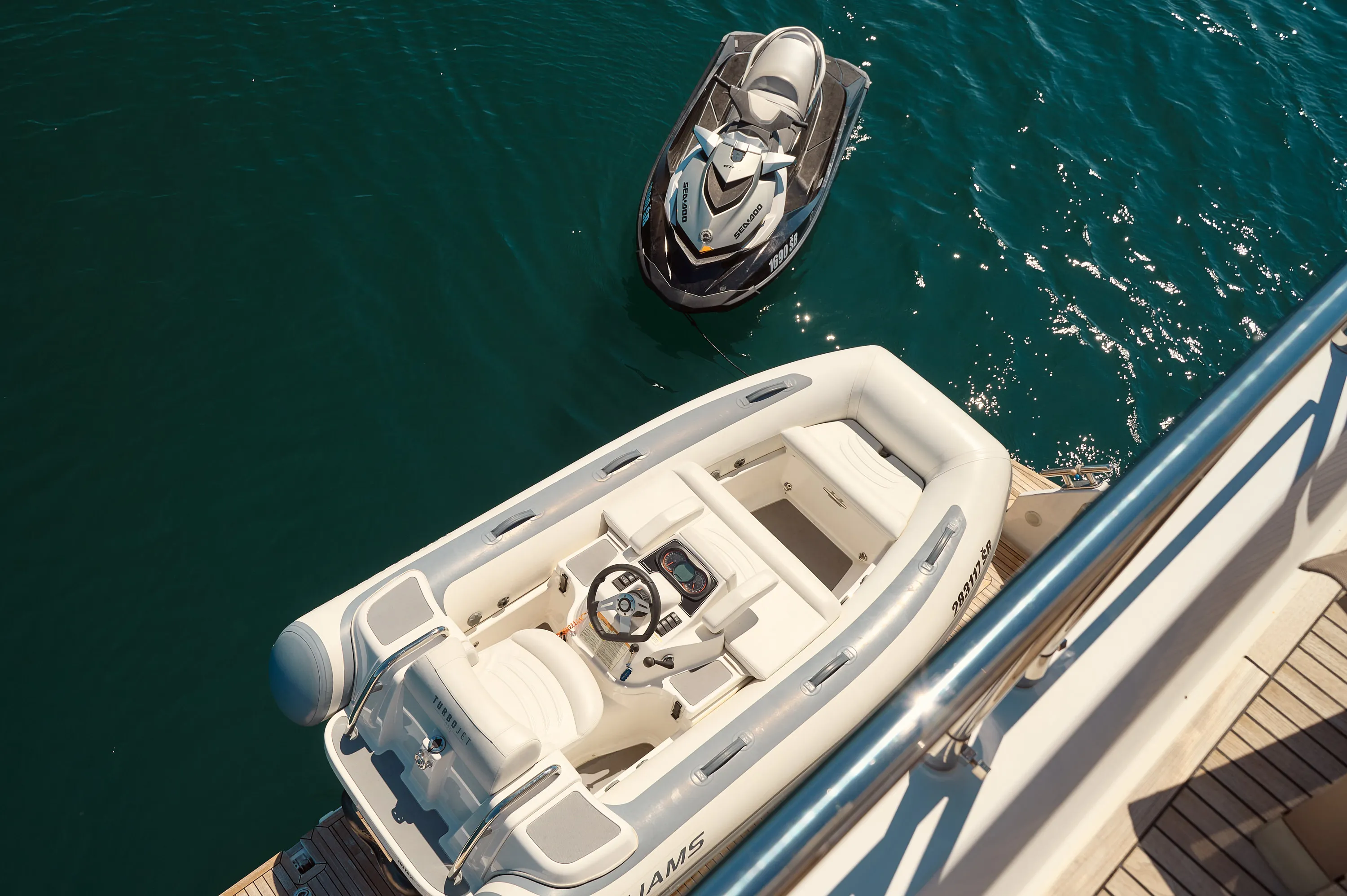 Azimut 72 Alyss — yacht photo 54