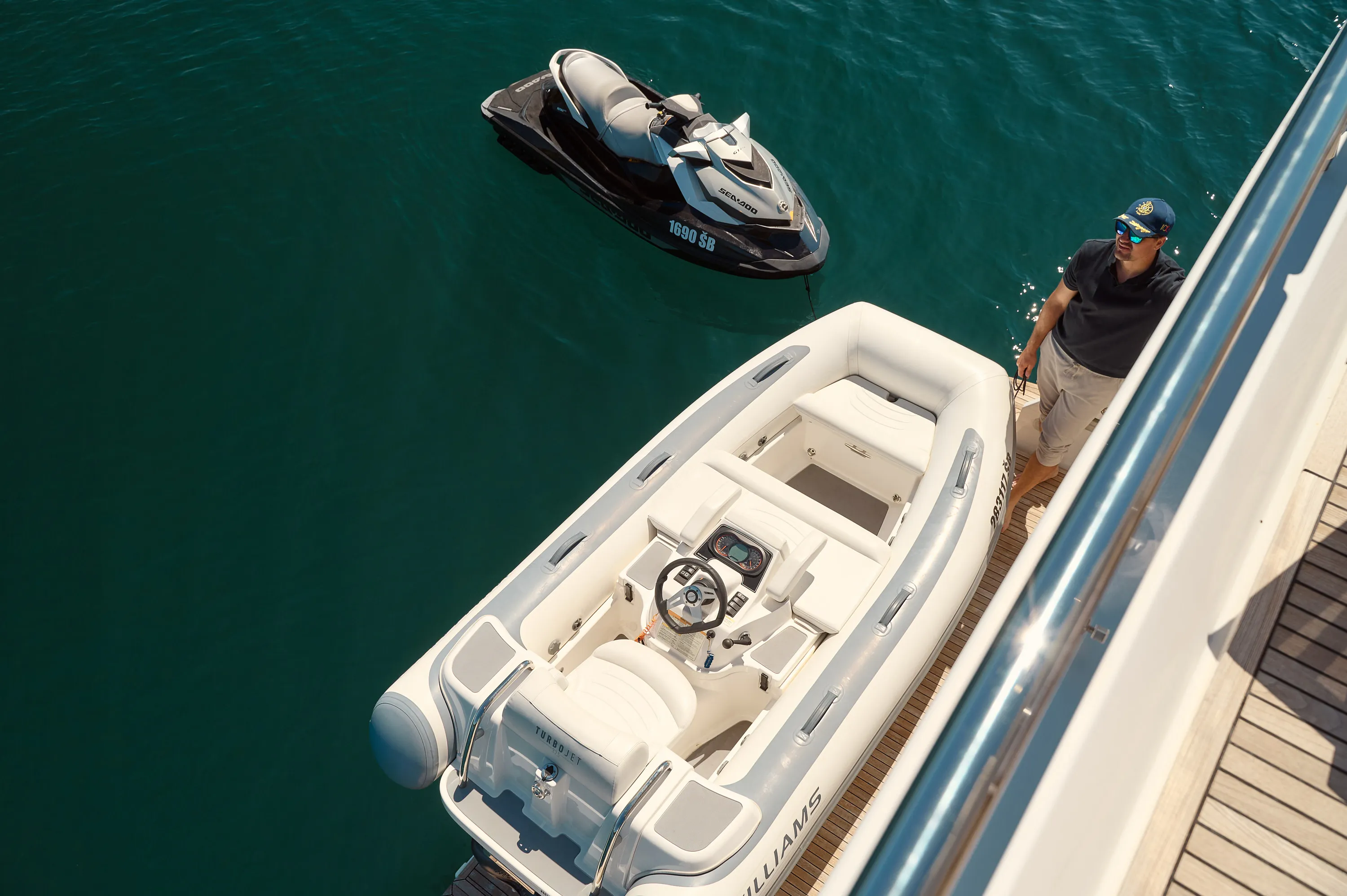 Azimut 72 Alyss — yacht photo 69