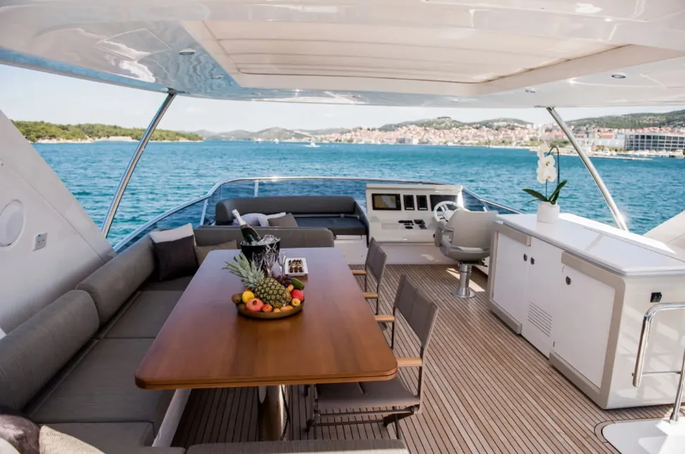 Azimut 72 Alyss — yacht photo 144