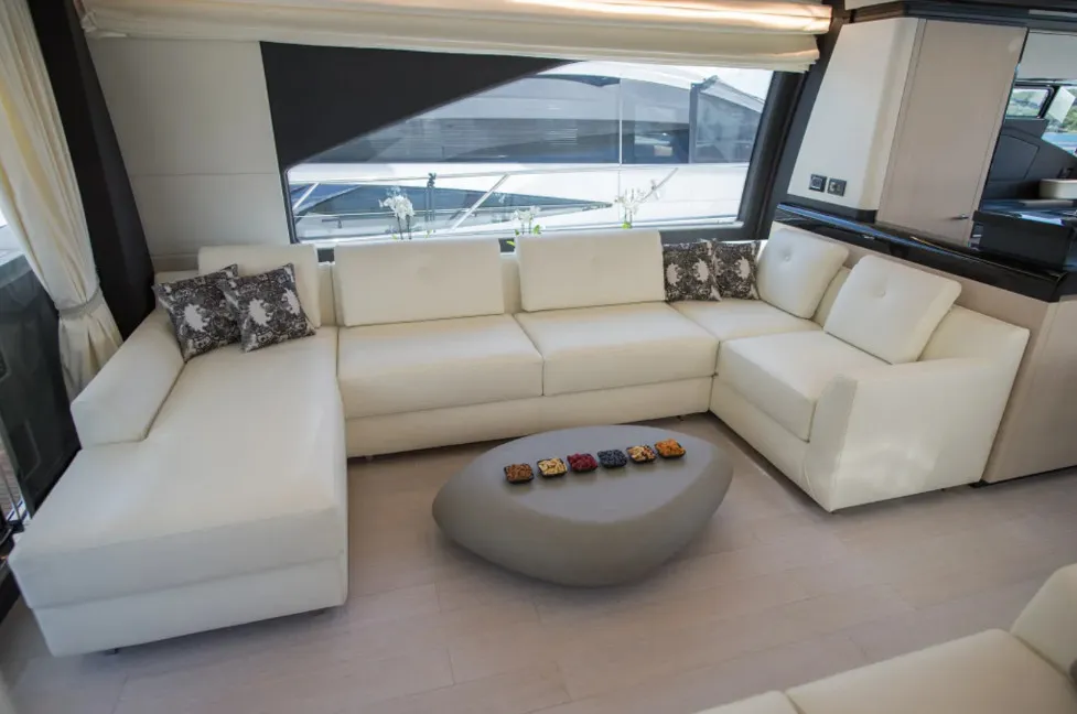 Azimut 72 Alyss — yacht photo 52