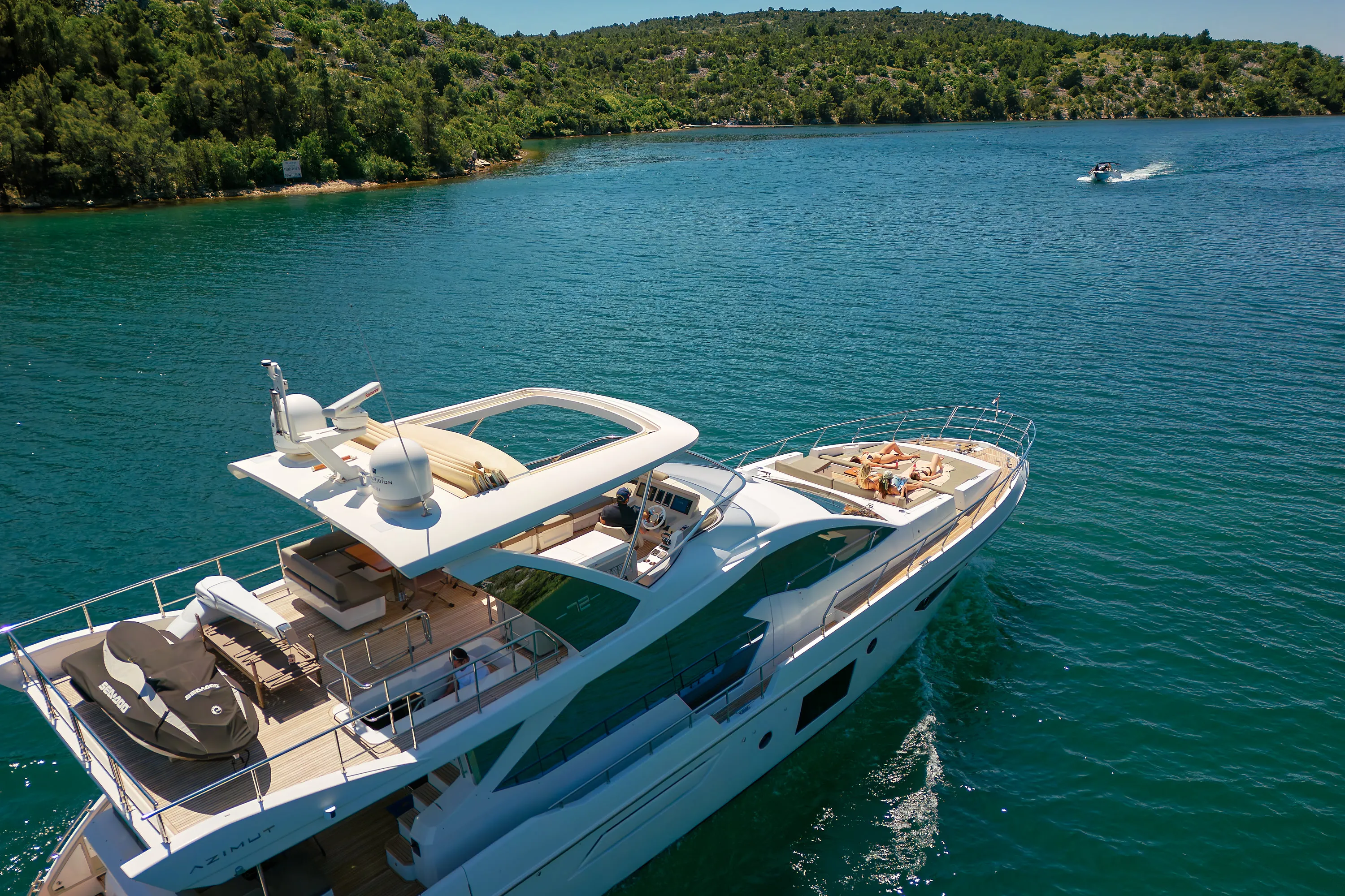 Azimut 72 Alyss — yacht photo 147