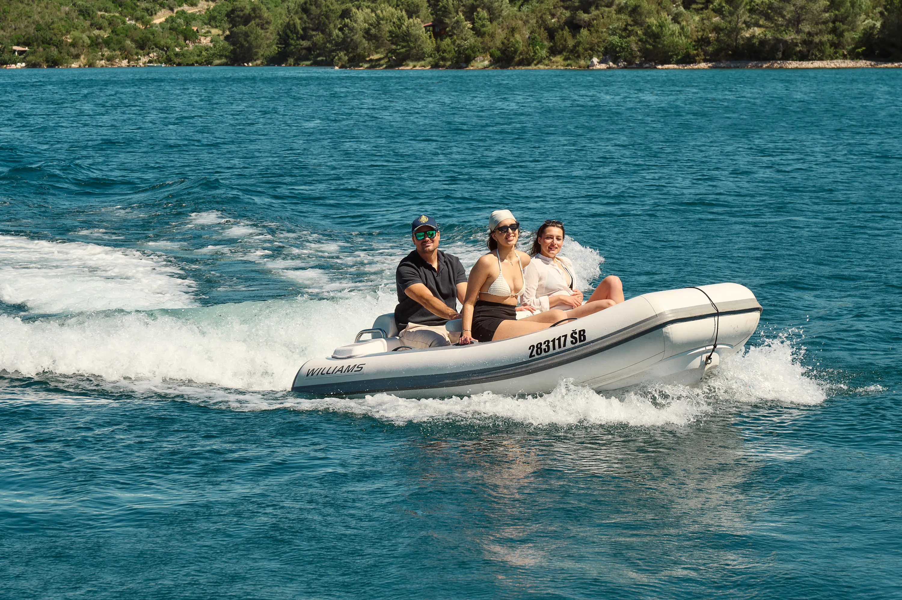 Azimut 72 Alyss — yacht photo 9