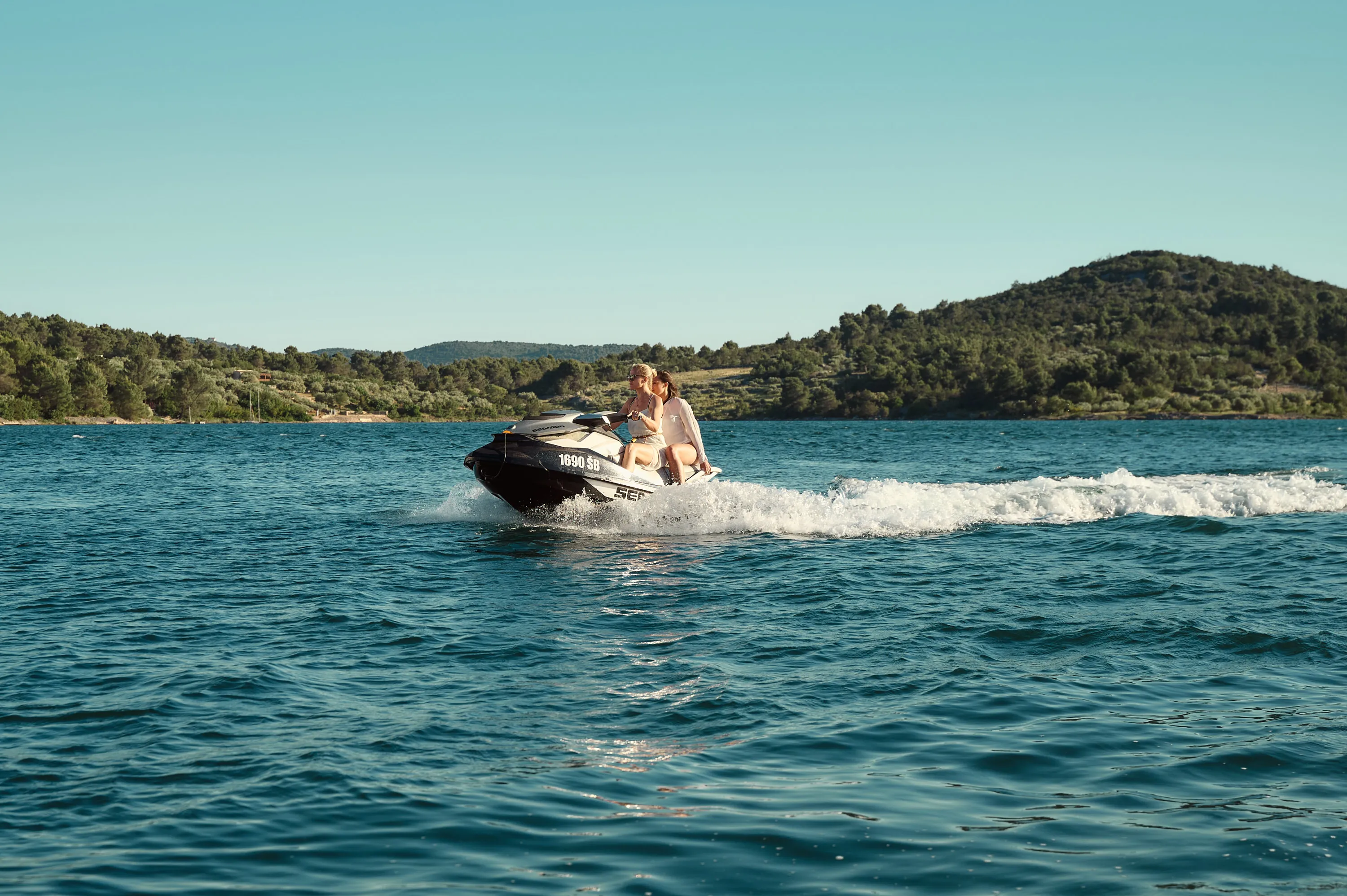 Azimut 72 Alyss — yacht photo 148