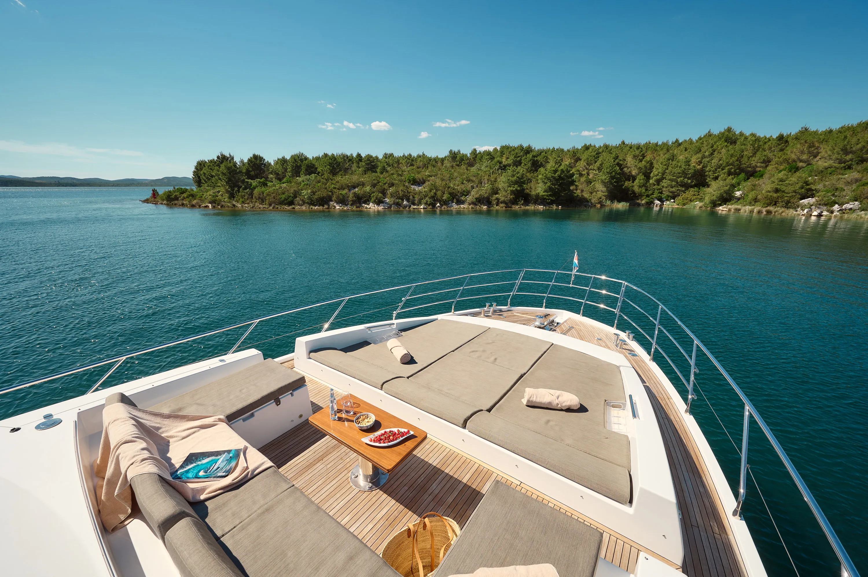Azimut 72 Alyss — yacht photo 32