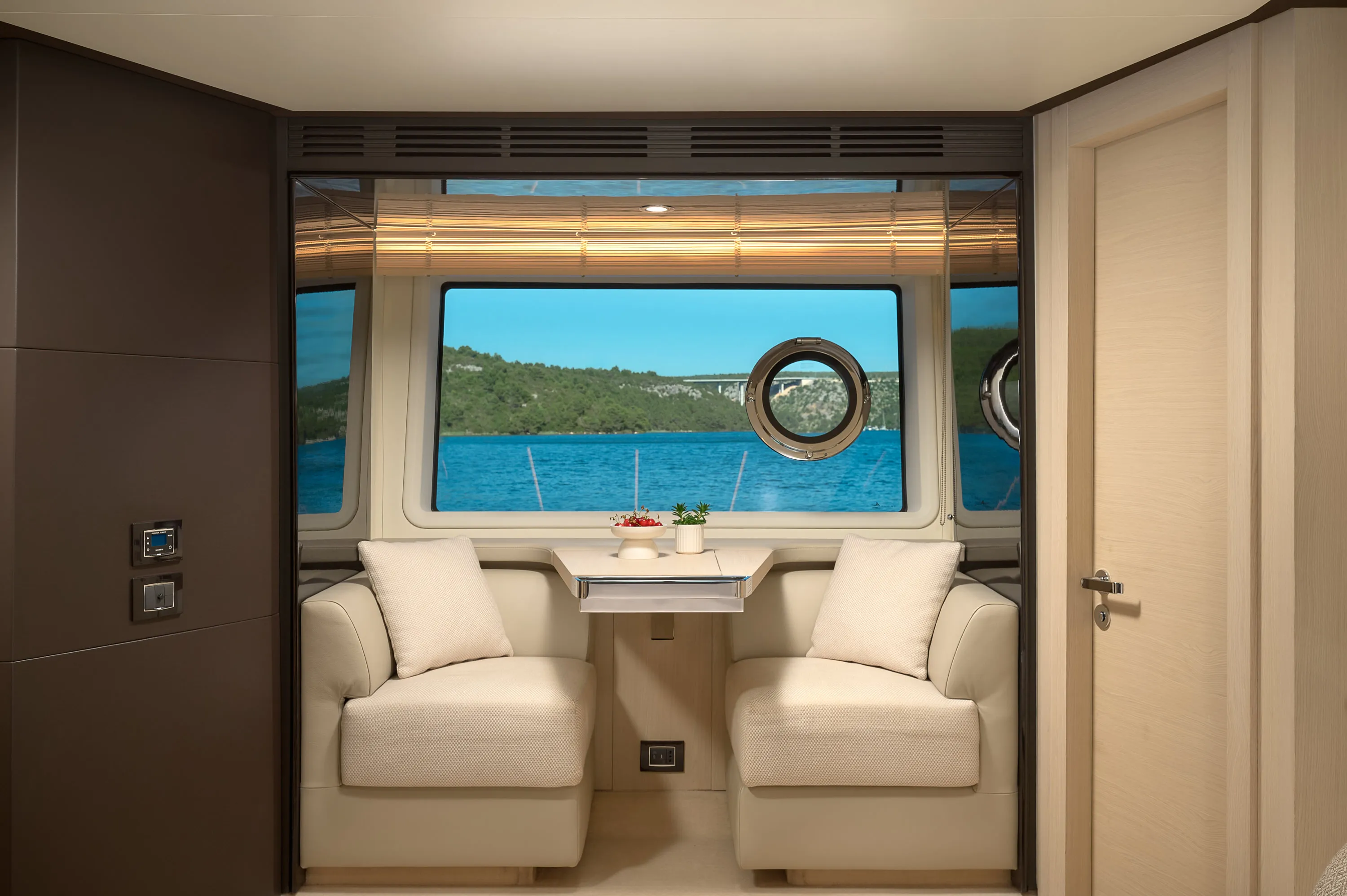 Azimut 72 Alyss — yacht photo 79