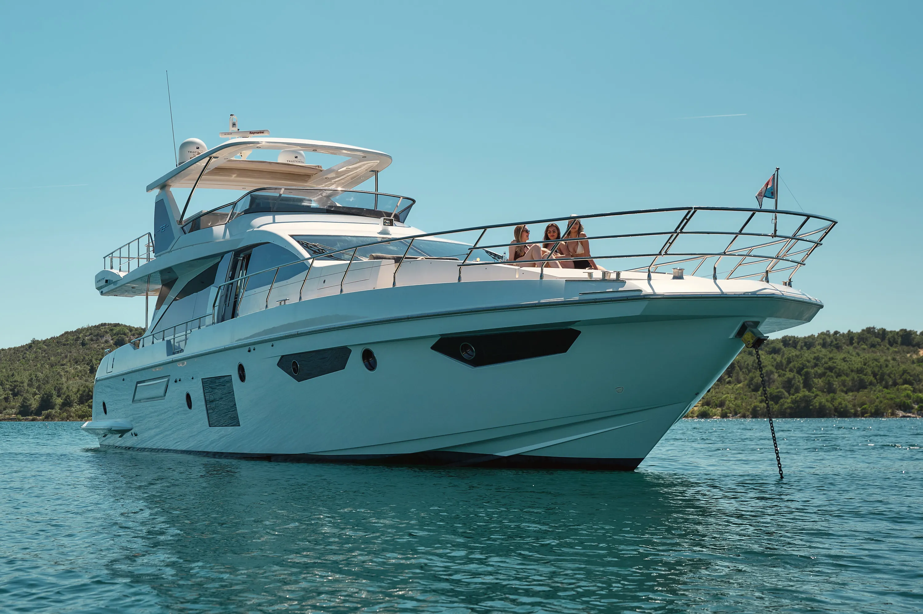 Azimut 72 Alyss — yacht photo 3