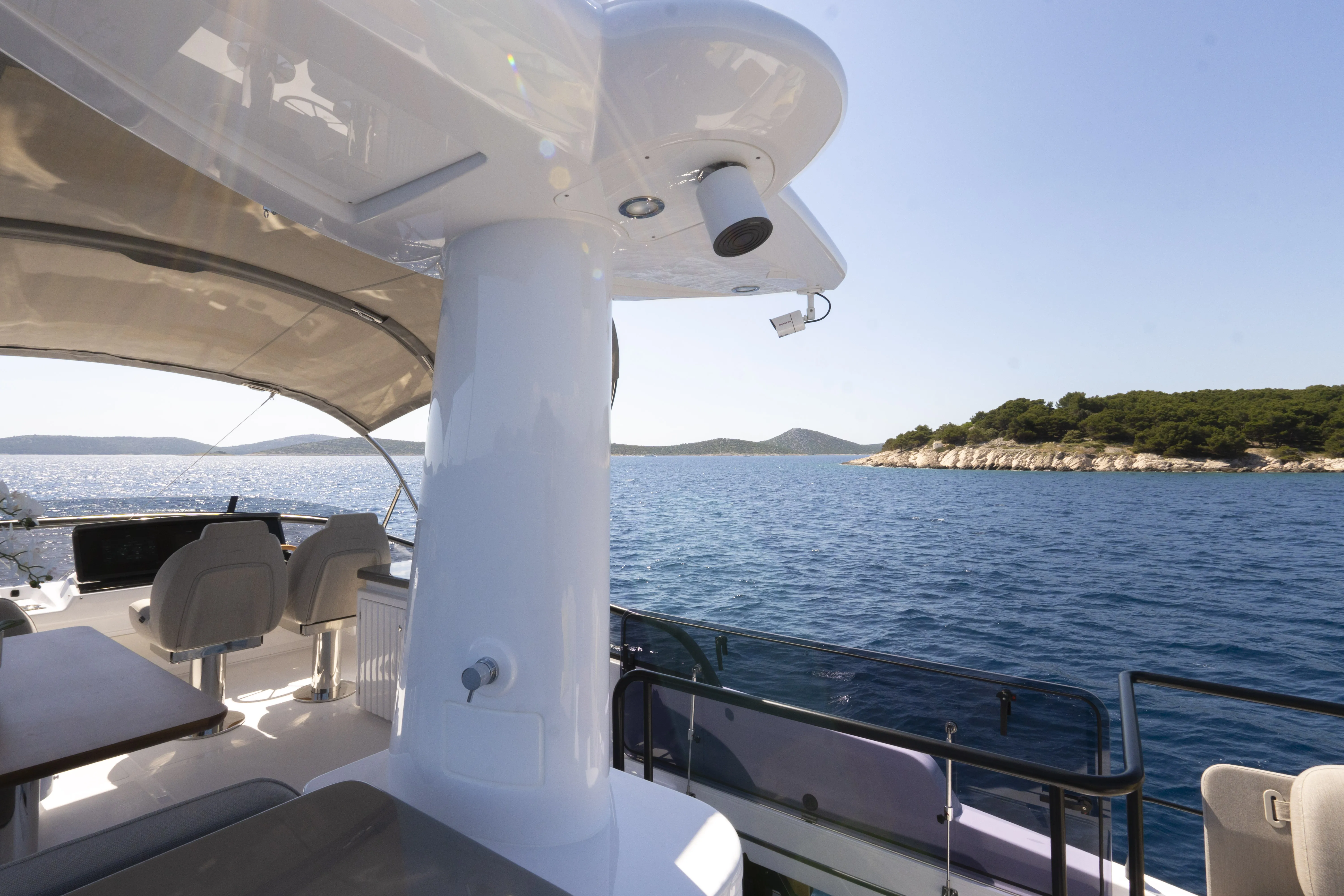 Azimut Magellano 60 Olivia — yacht photo 3