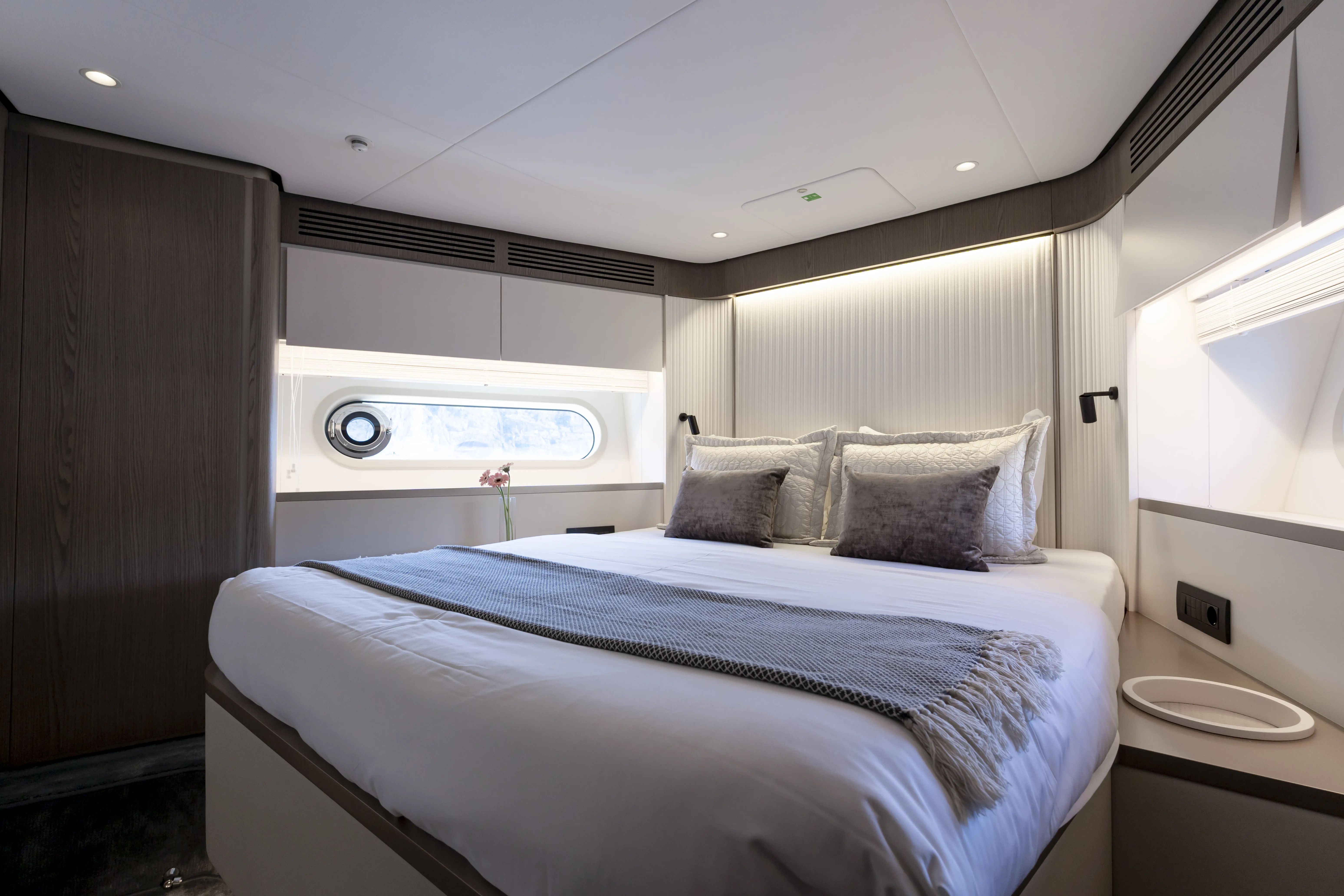 Azimut Magellano 60 Olivia — yacht photo 46