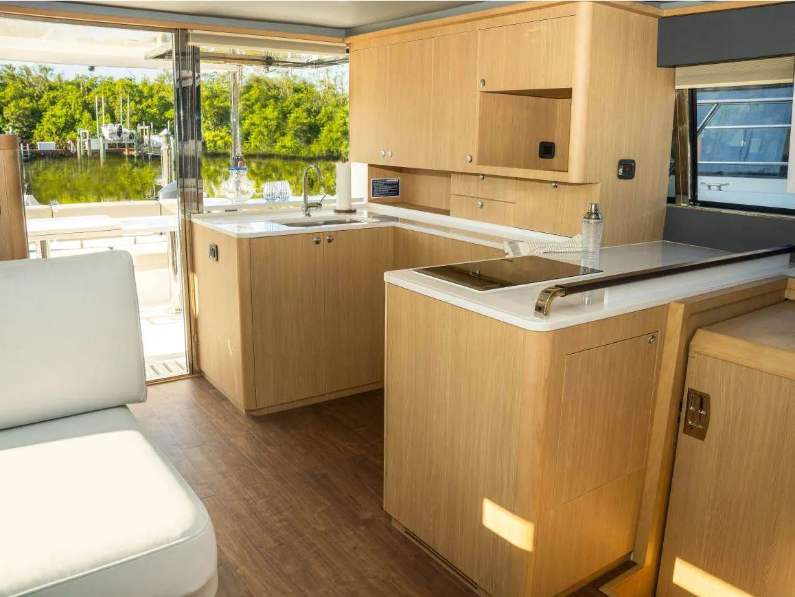 Aquila 42 Yacht Seaduction — foto dello yacht n. 2