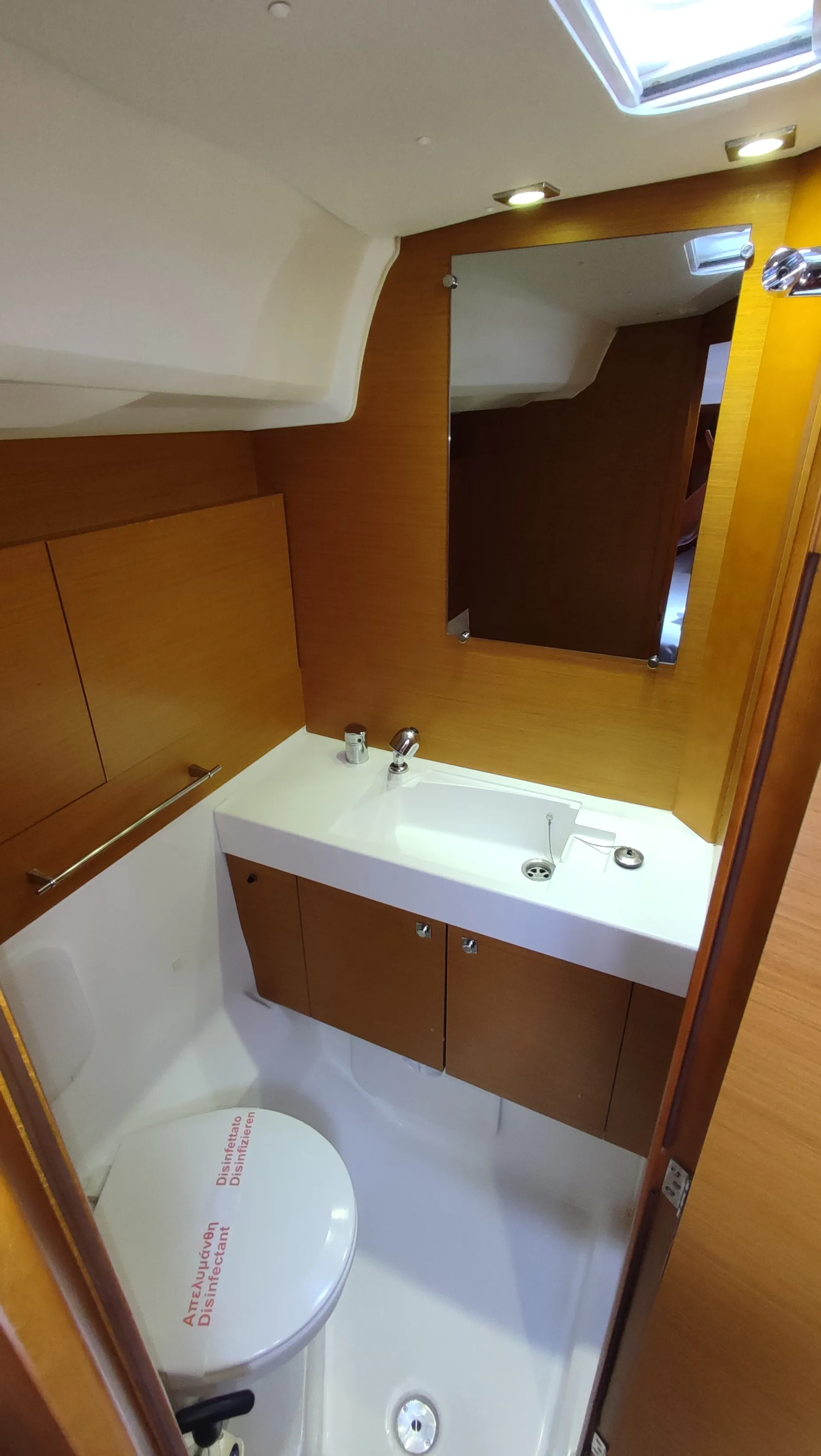Sun Odyssey 469 Rodi — jahtikuva 14