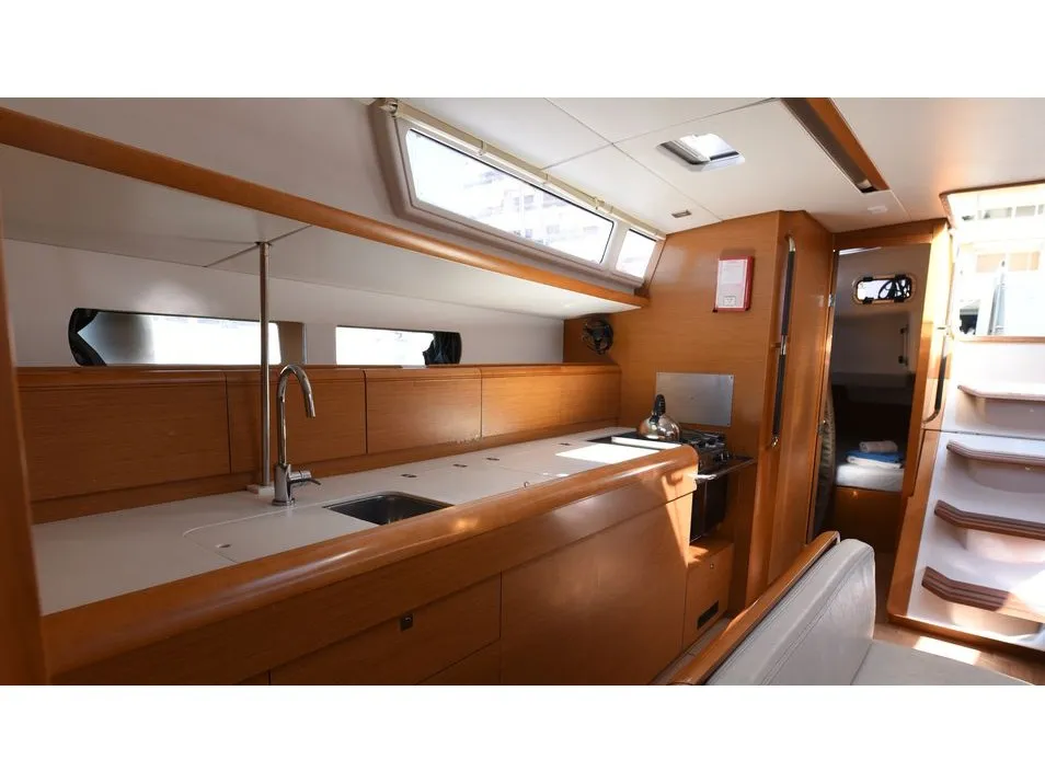 Sun Odyssey 469 Rodi — jahtikuva 9