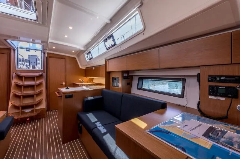 Bavaria C42 MARIJANA — fotografia jachty 2