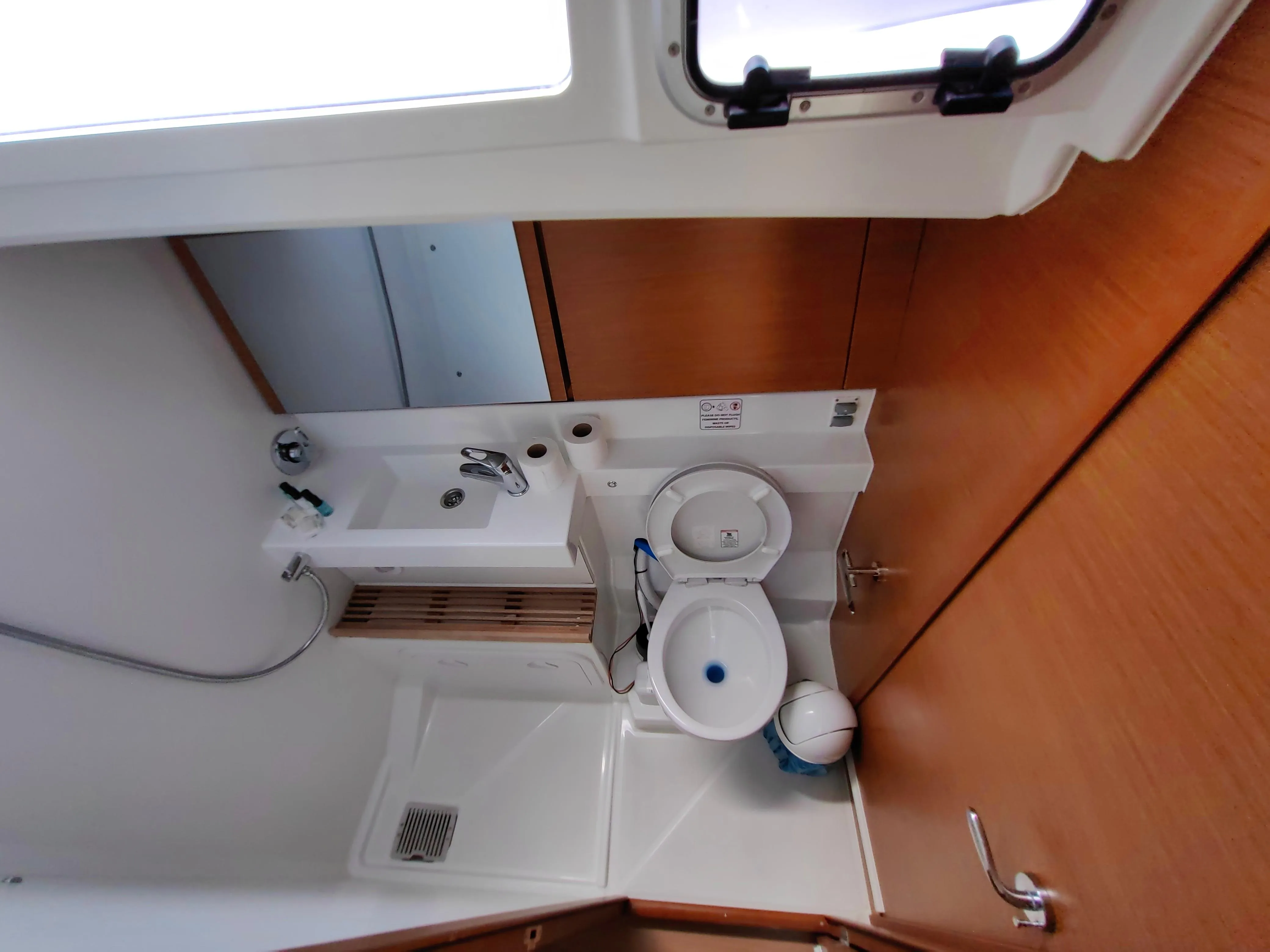 Sun Odyssey 440 Milky Way — фотография яхты 12