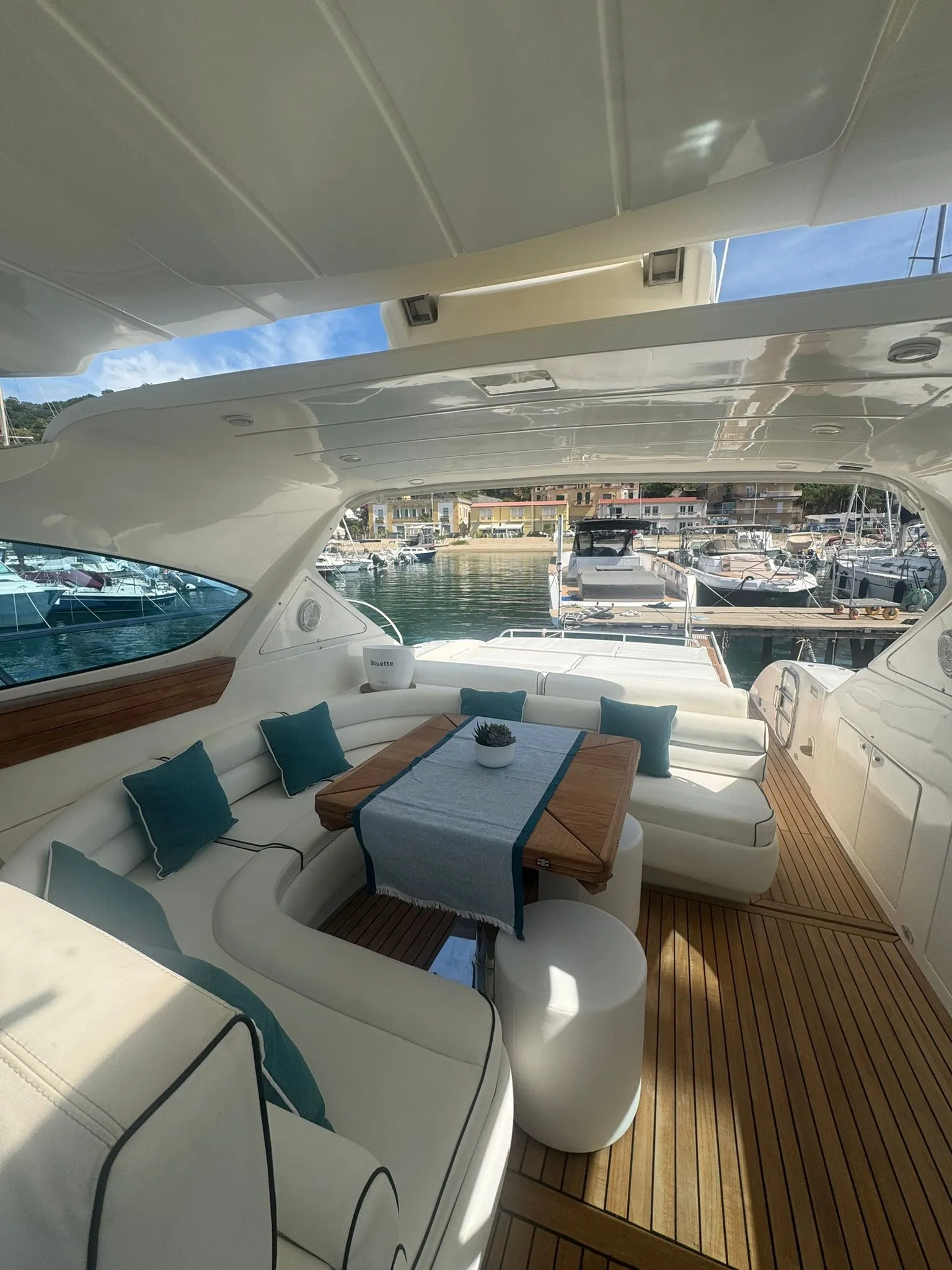 Conam 58S Ludos — yacht photo 6