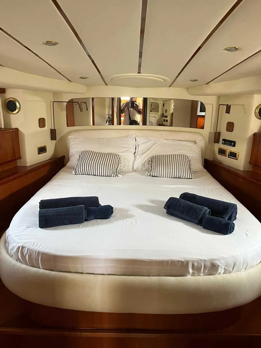 Conam 58S Ludos — yacht photo 2