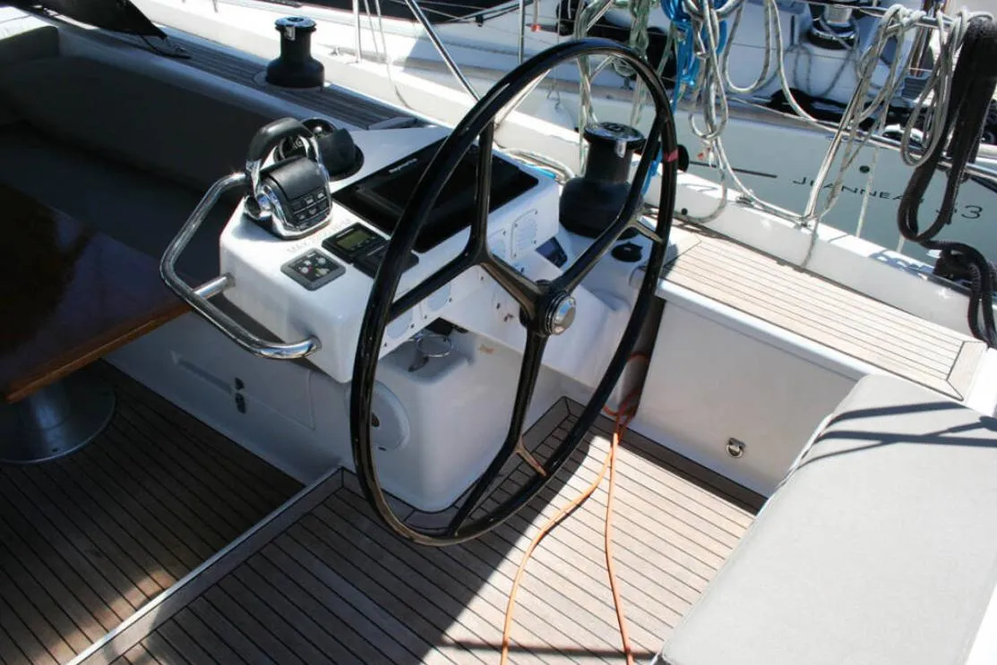 Hanse 575 Solan — Yachtfoto 2