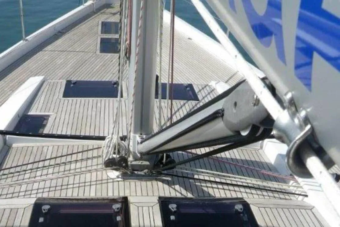 Hanse 575 Solan — Yachtfoto 11