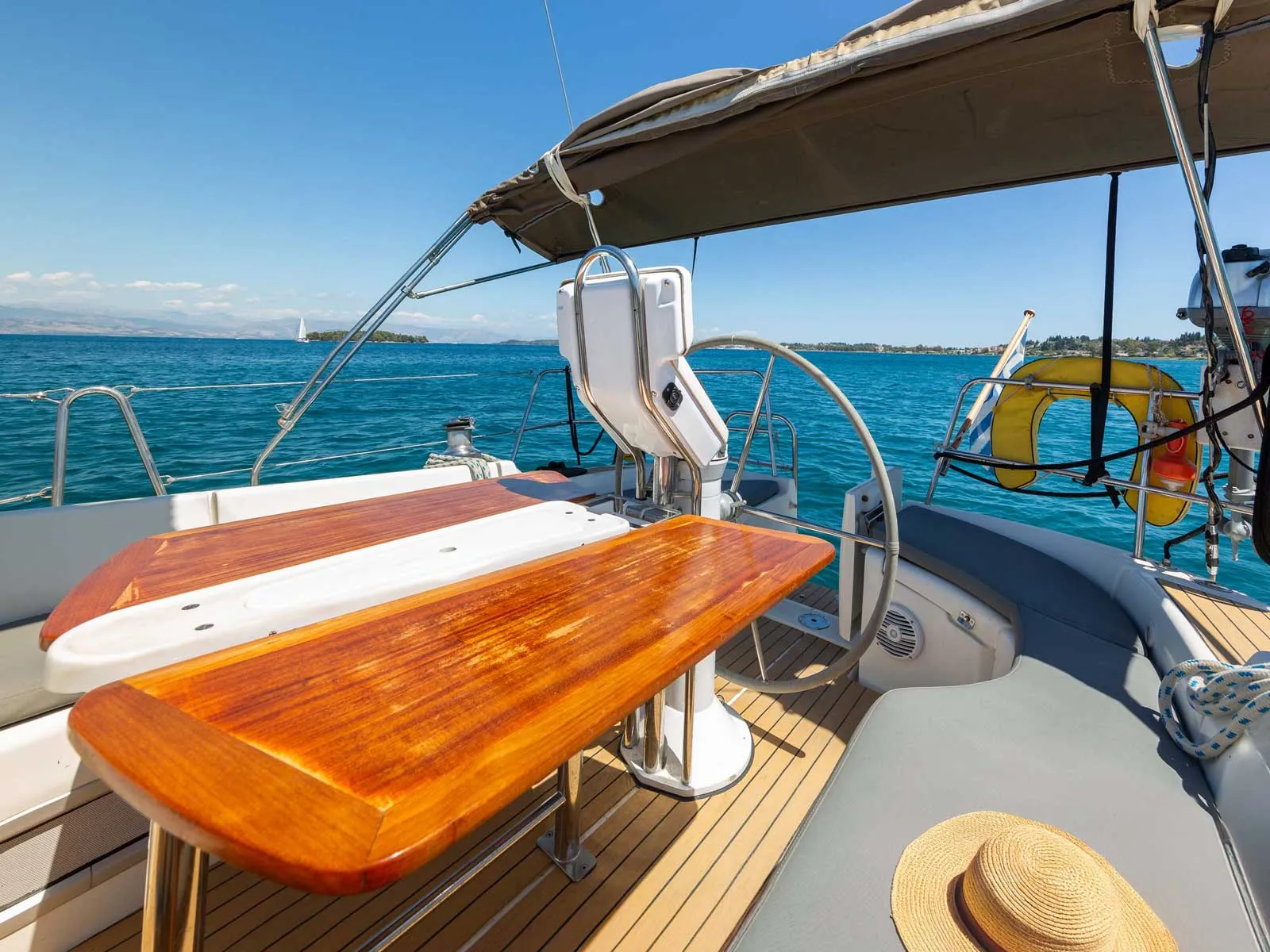 Oceanis 423 Thalassa — yacht photo 2