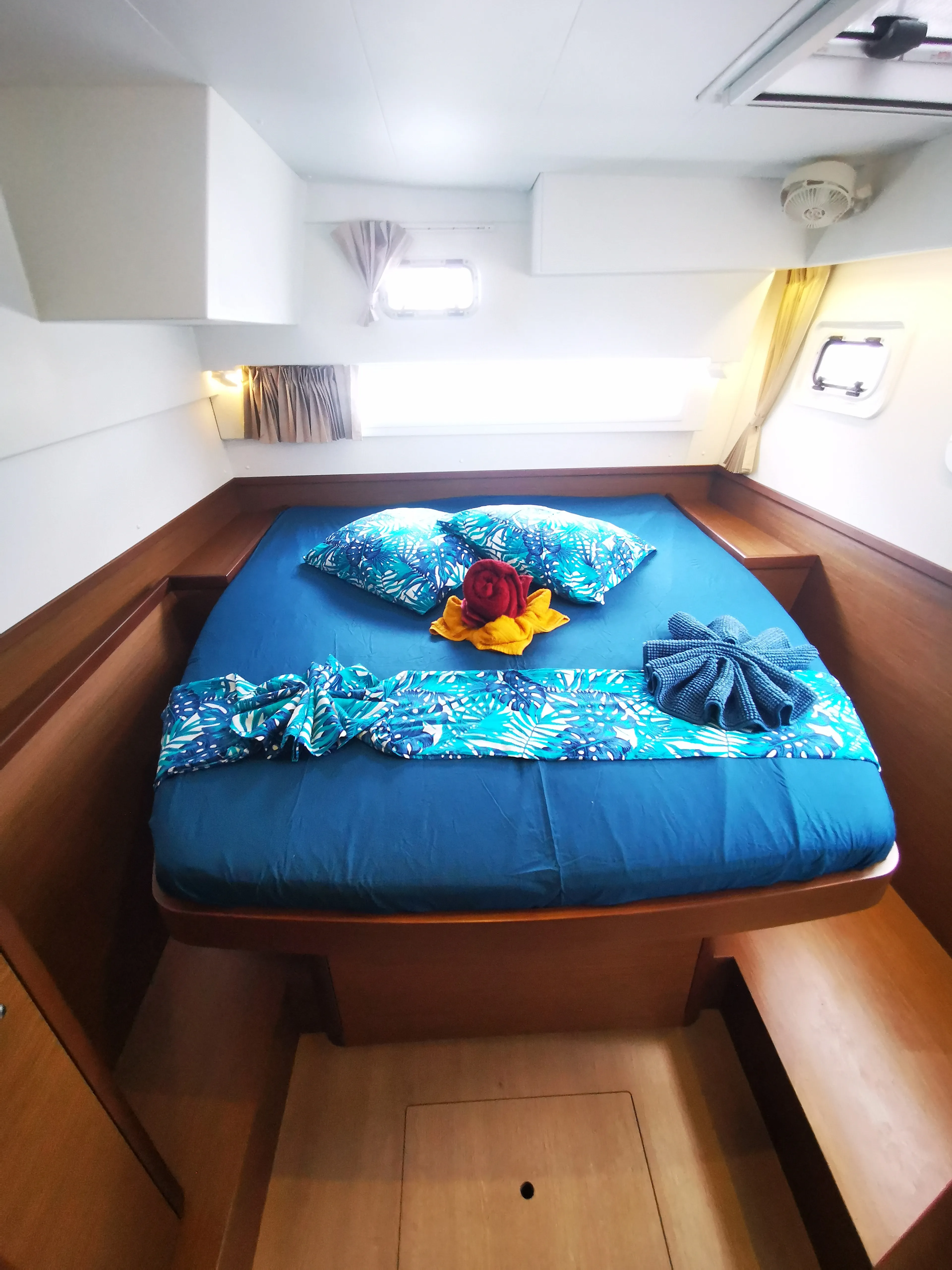 Lagoon 42 Alrisha — yacht photo 9