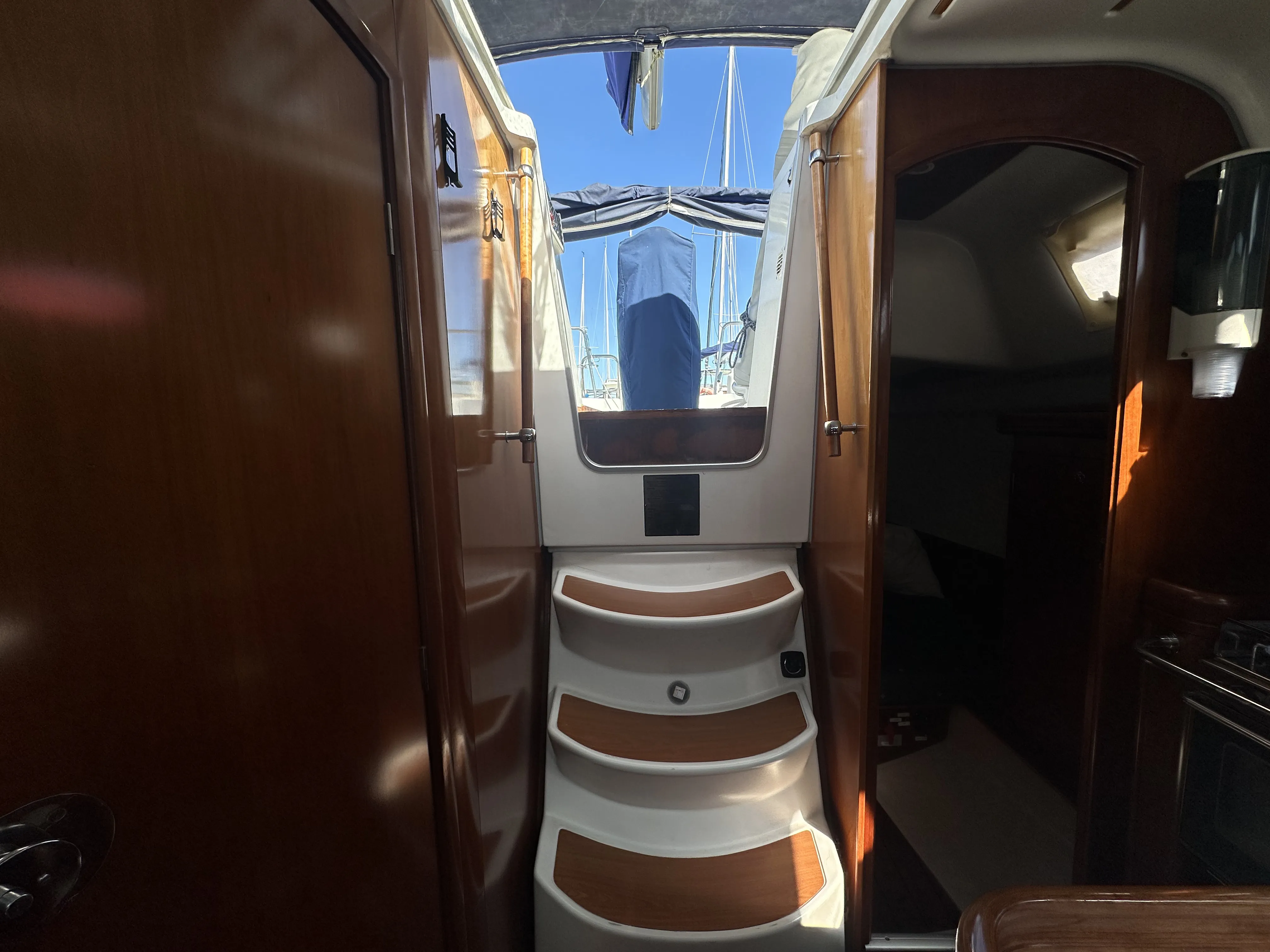 Oceanis 323 Cassiopea — foto dello yacht n. 17