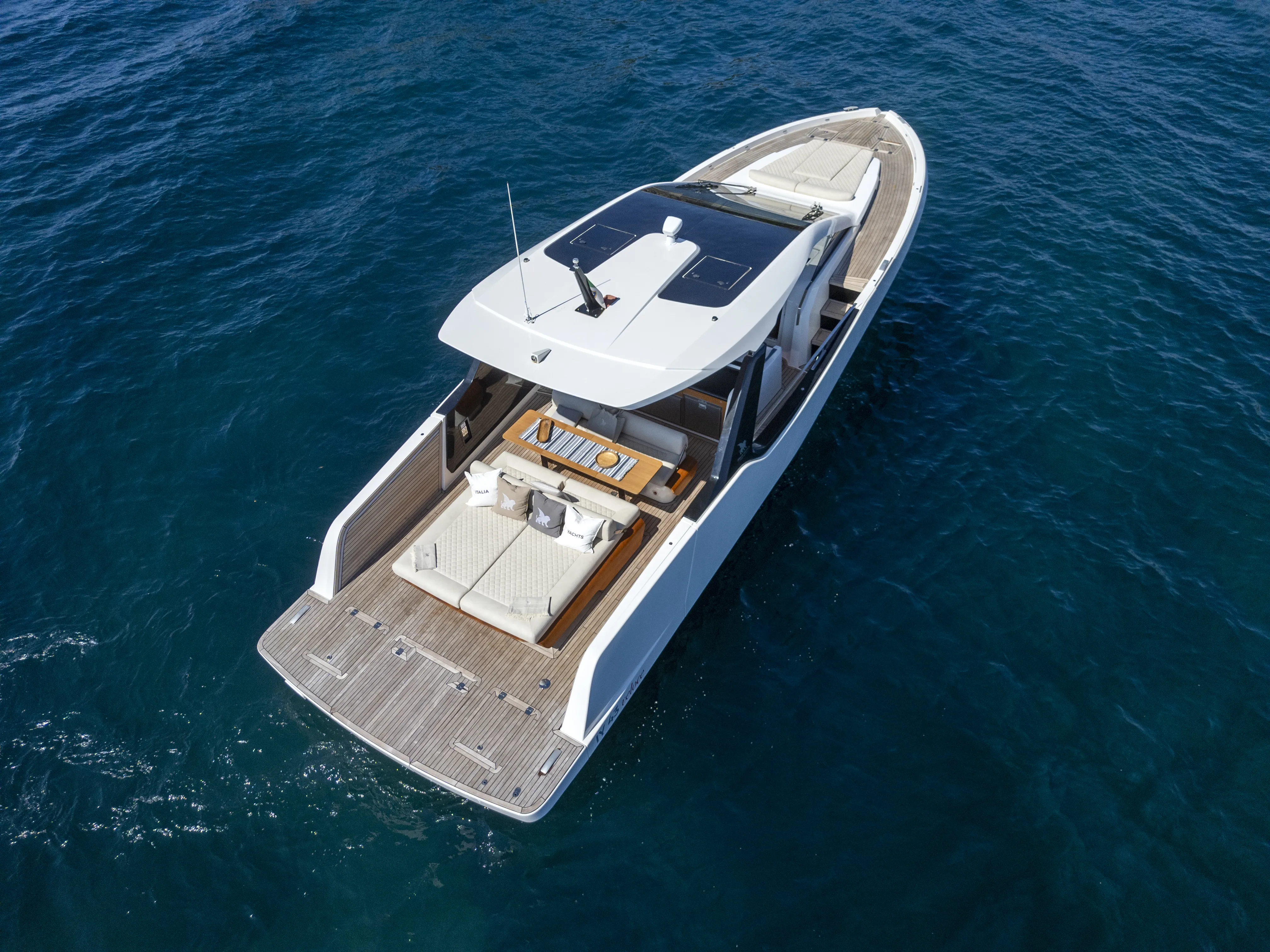 IY 43 Veloce no_name — Yachtfoto 40