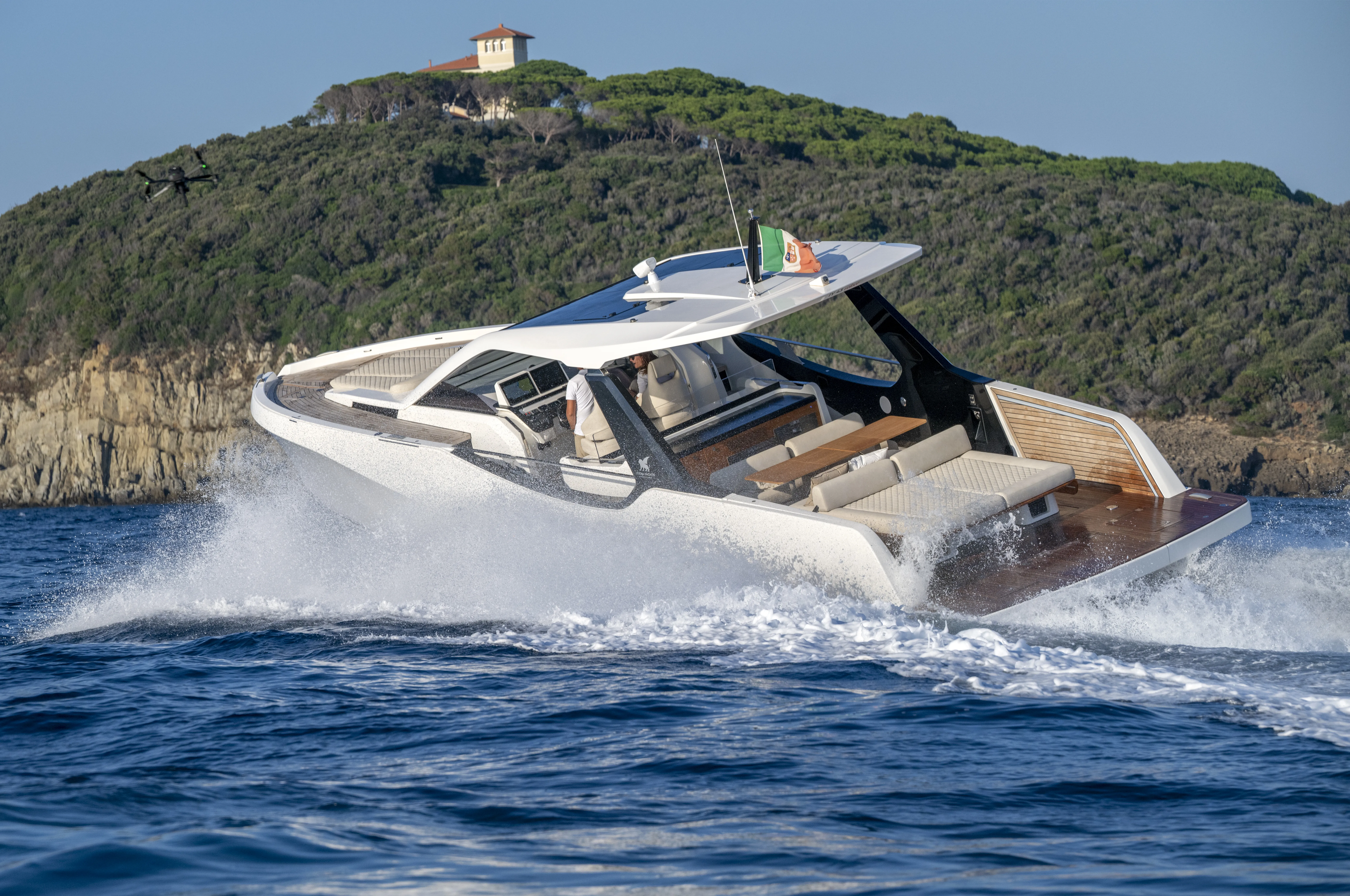 IY 43 Veloce no_name — Yachtfoto 46