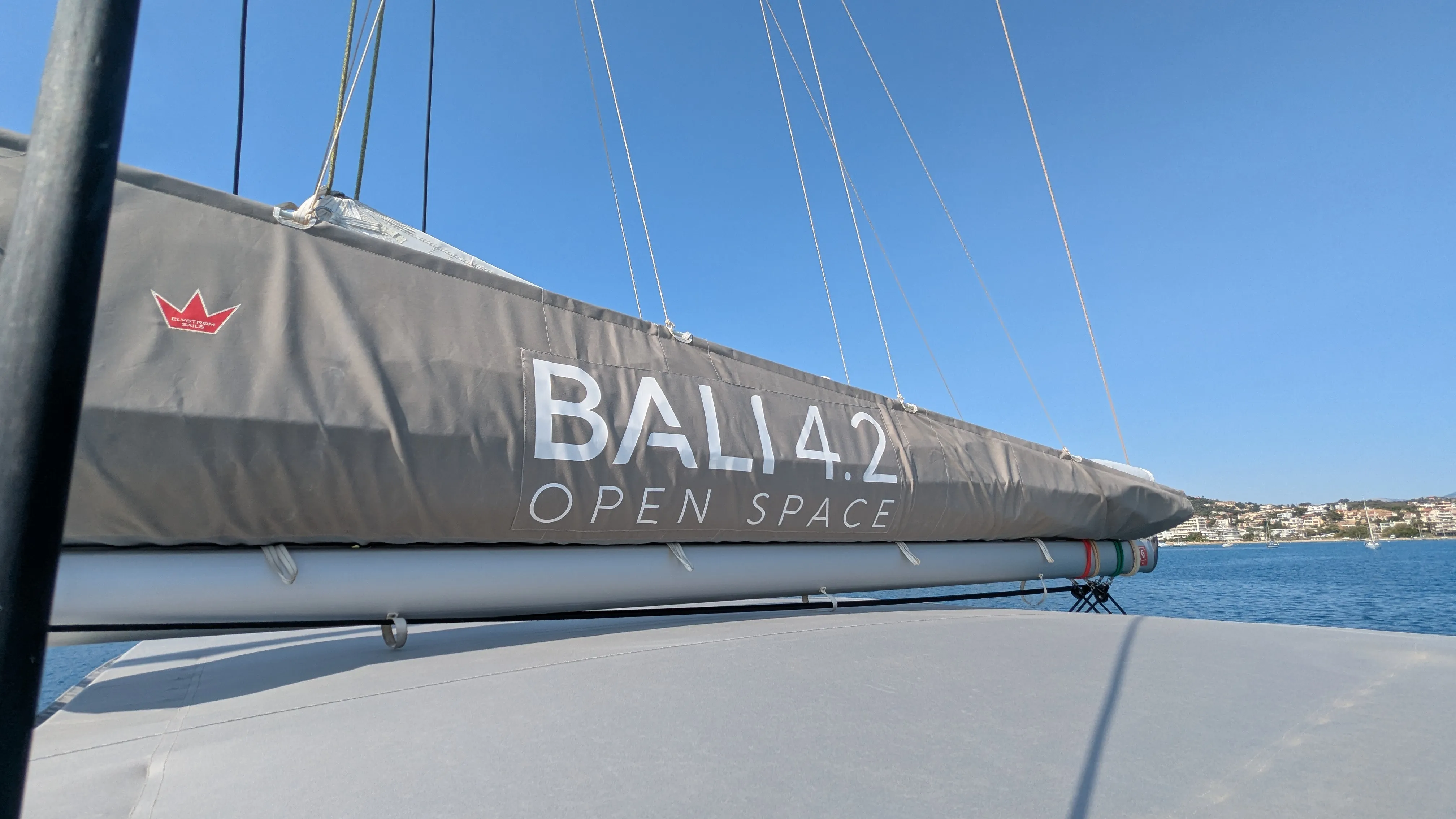 Bali 4.2 Leo — фотография яхты 56