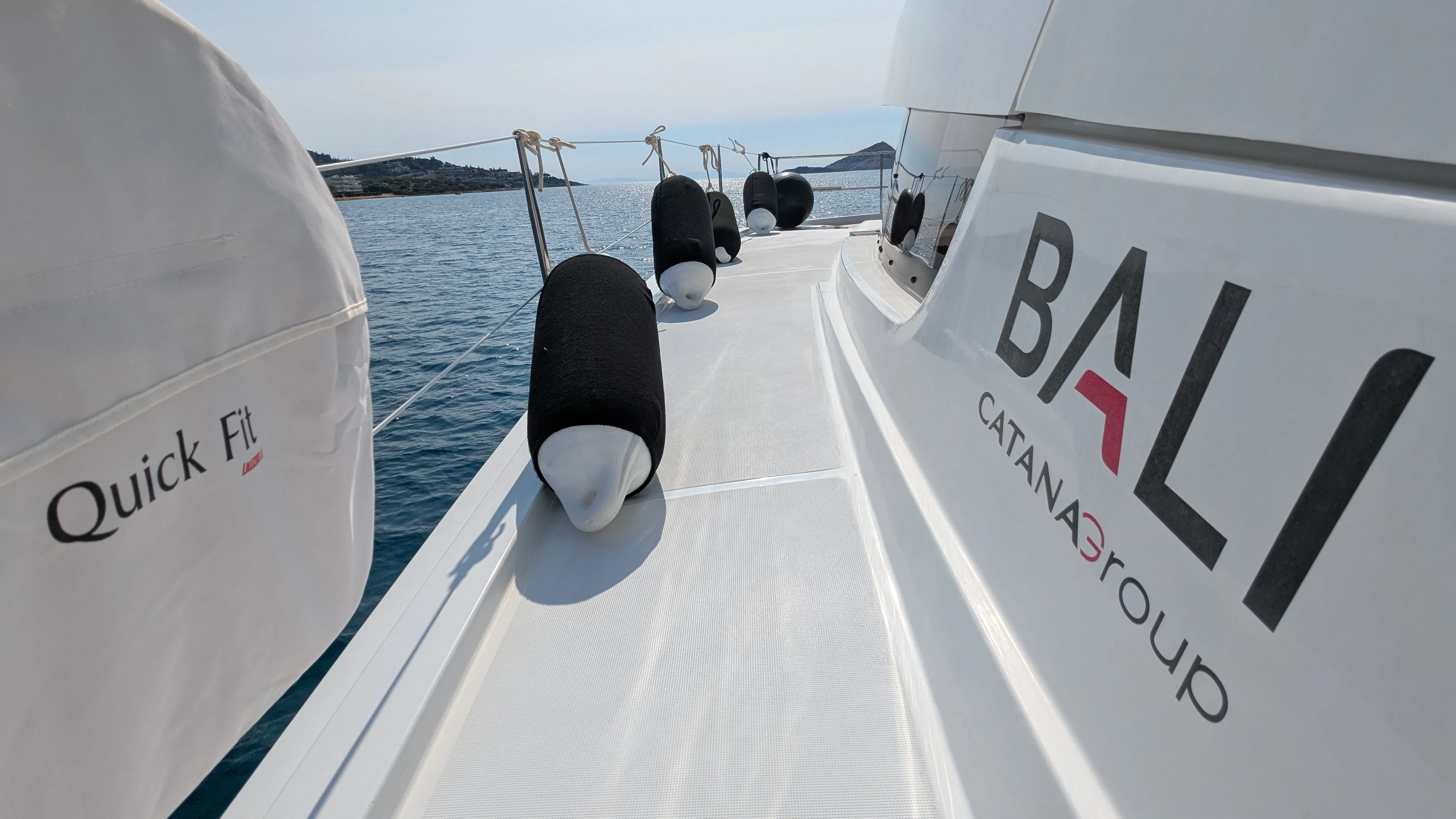 Bali 4.2 Leo — фотография яхты 35