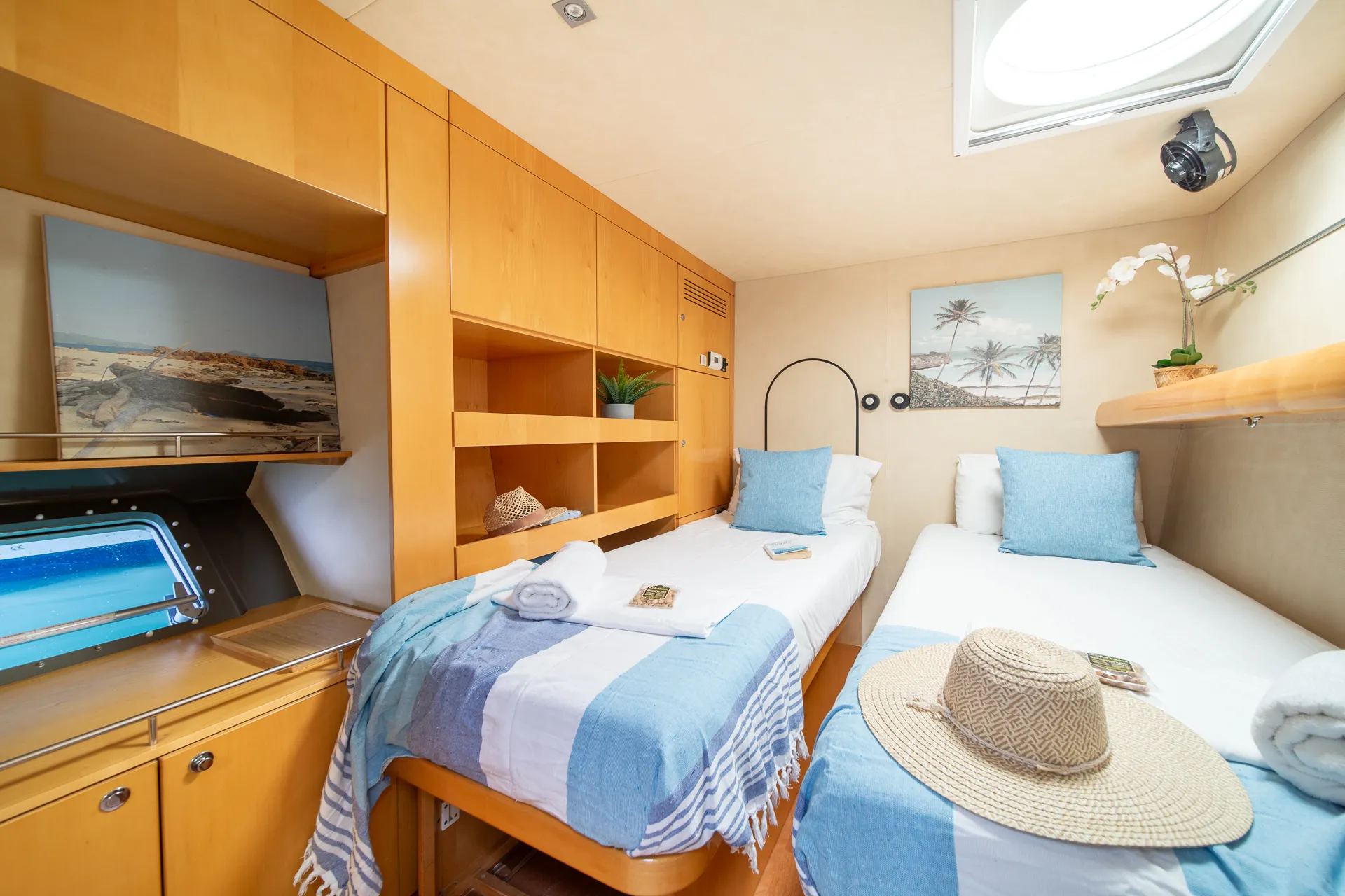 Eleuthera 60 Zorba CAT Cabin 1 — fotografia jachty 19