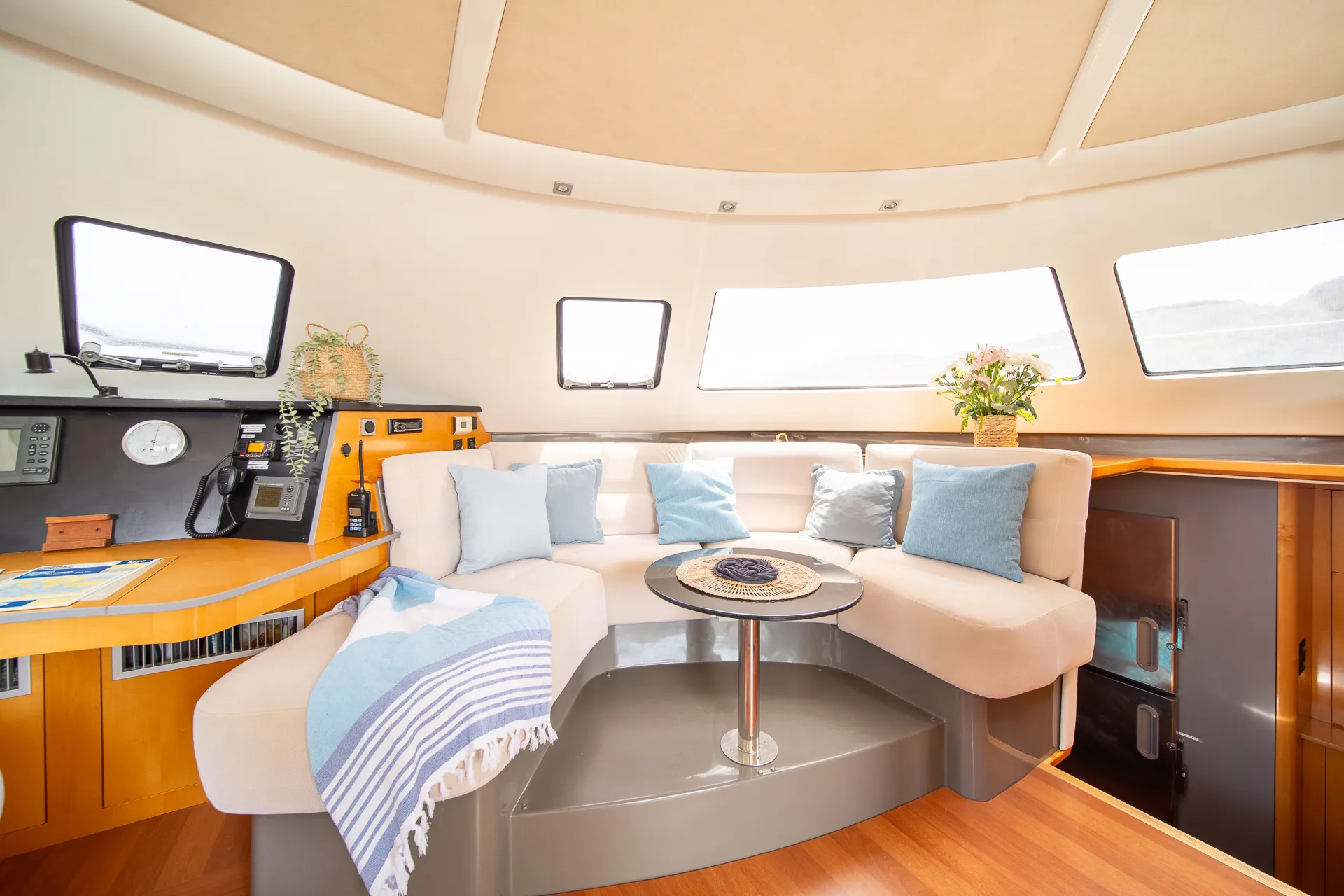 Eleuthera 60 Zorba CAT Cabin 1 — fotografia jachty 10