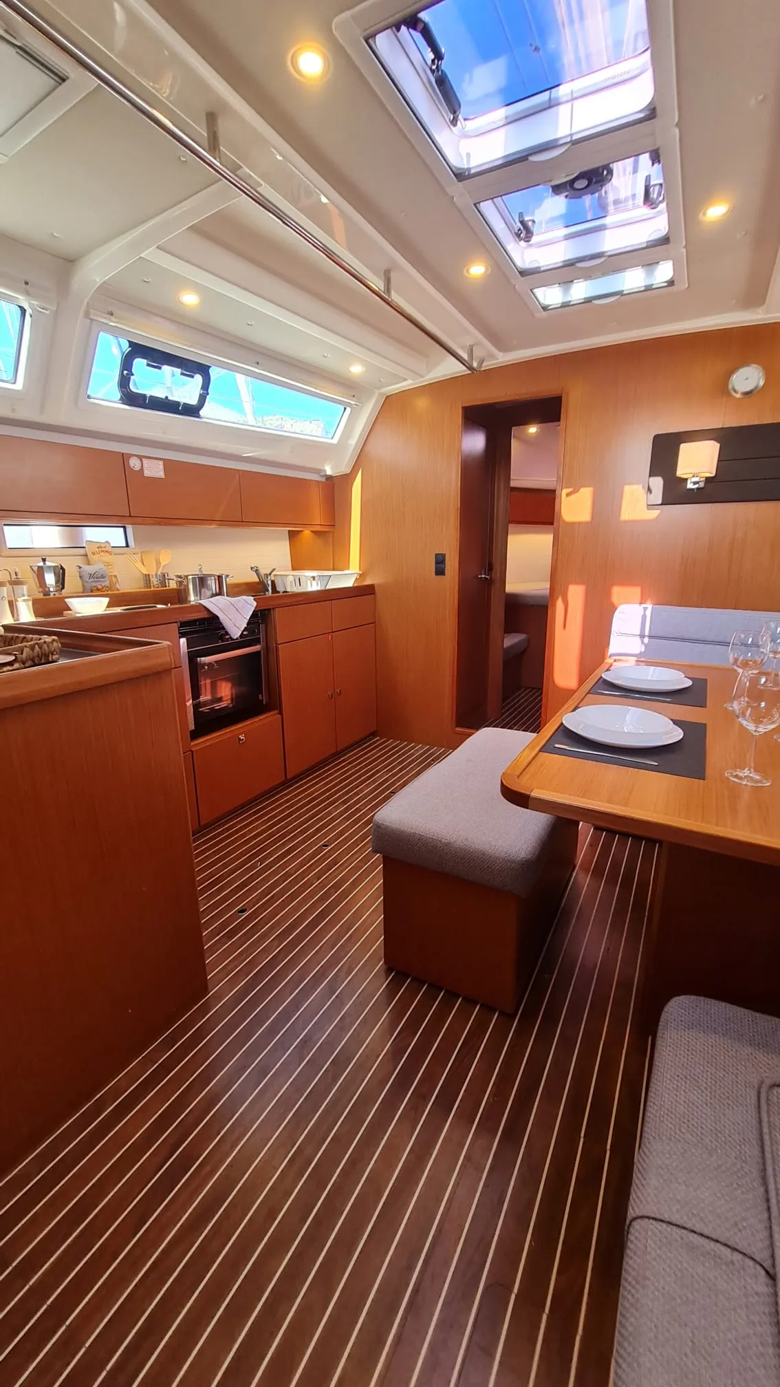 Bavaria 46 Cruiser Baaria — фотография яхты 5