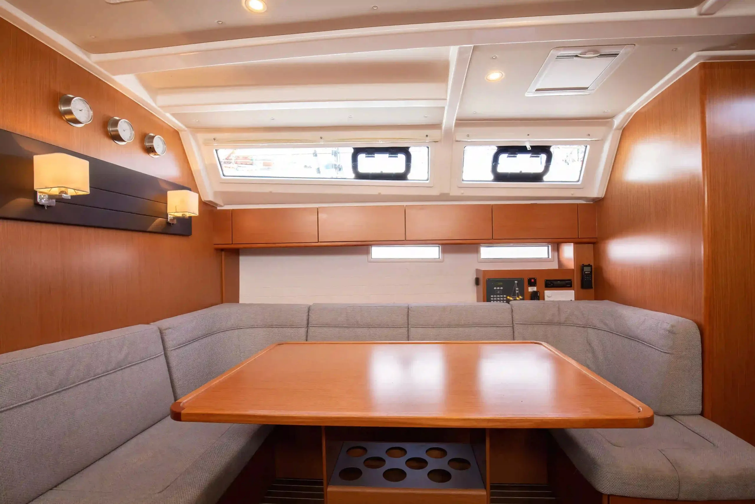 Bavaria 46 Cruiser Baaria — фотография яхты 8