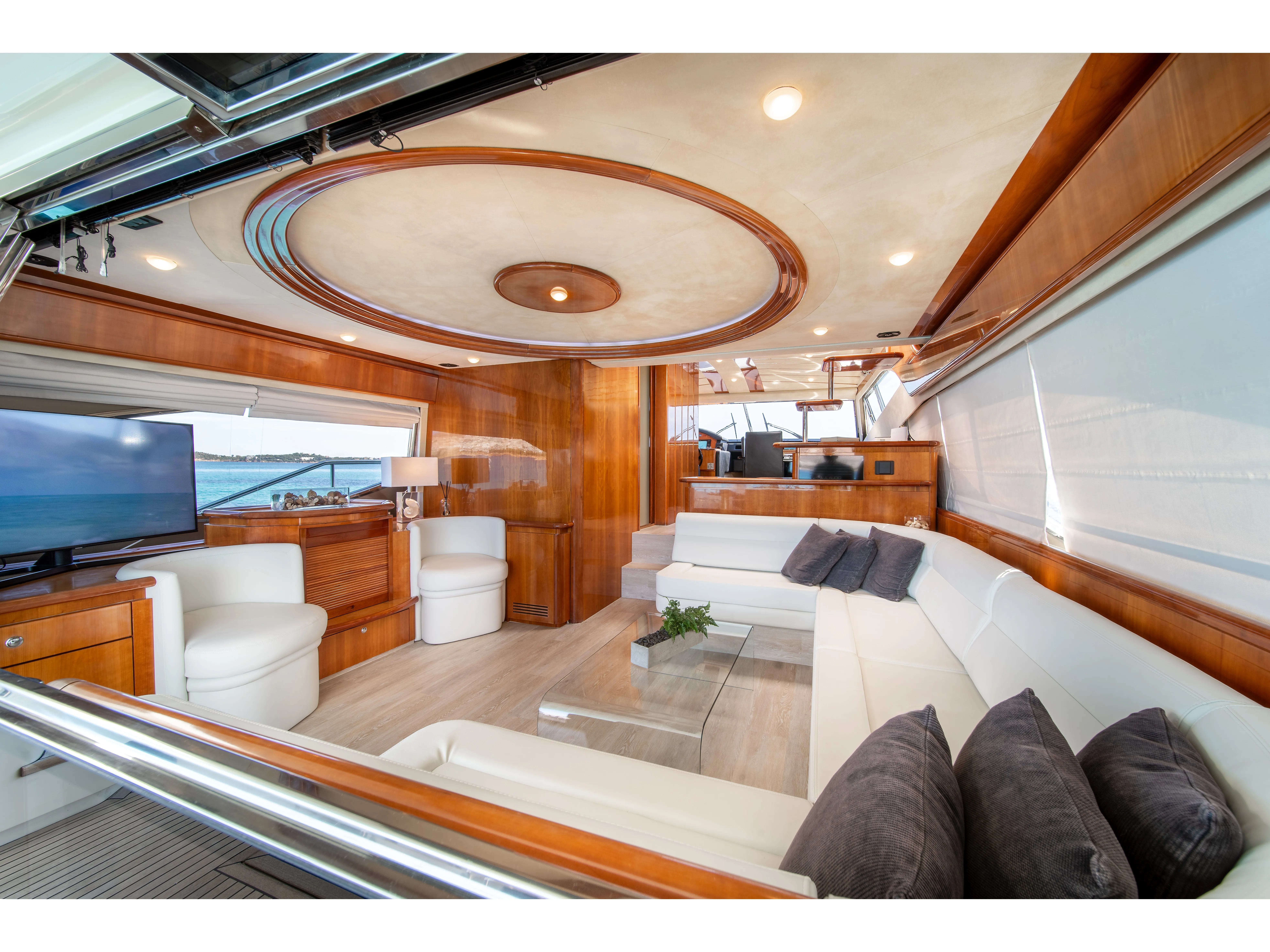 Ferretti 68 SIMPLY BRILLIANT — yacht photo 16